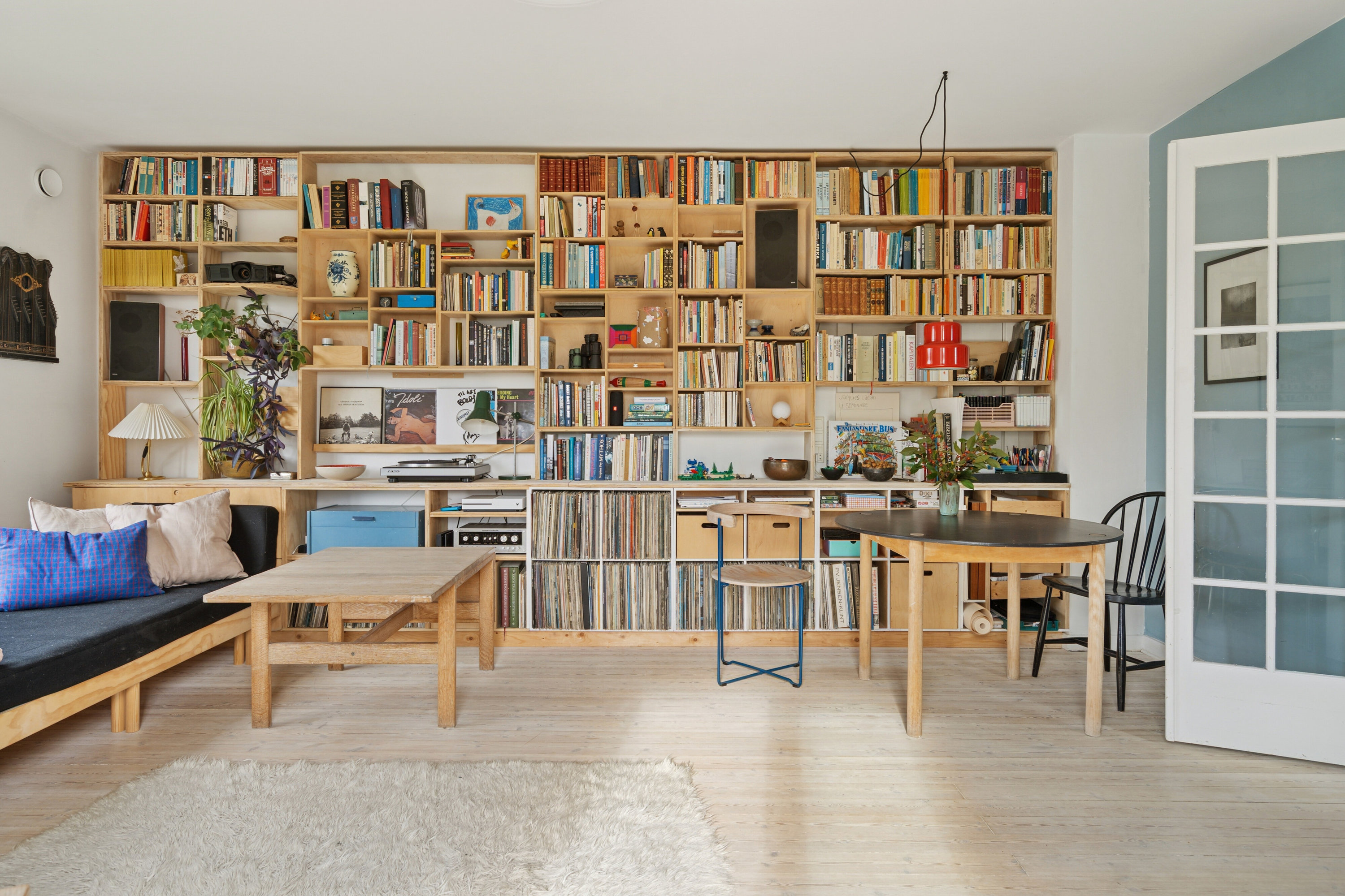 Fremhævet stue billede i fuldskærmstilstand. Billede af Christiansdal 38, 1., 2610 Rødovre