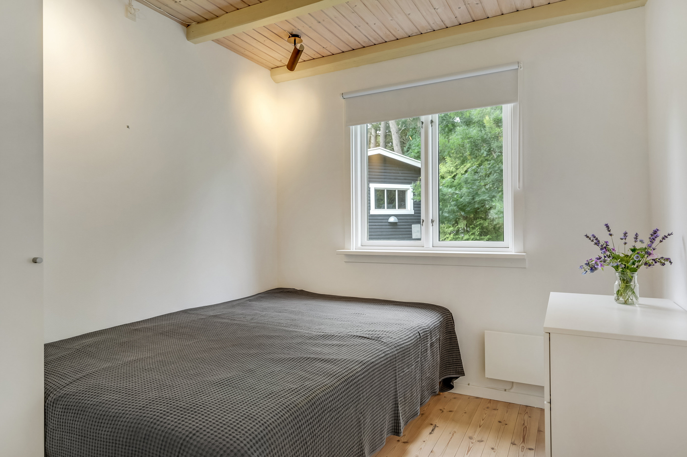 Fremhævet  billede i fuldskærmstilstand. Billede af Månedalen 7A, 3100 Hornbæk