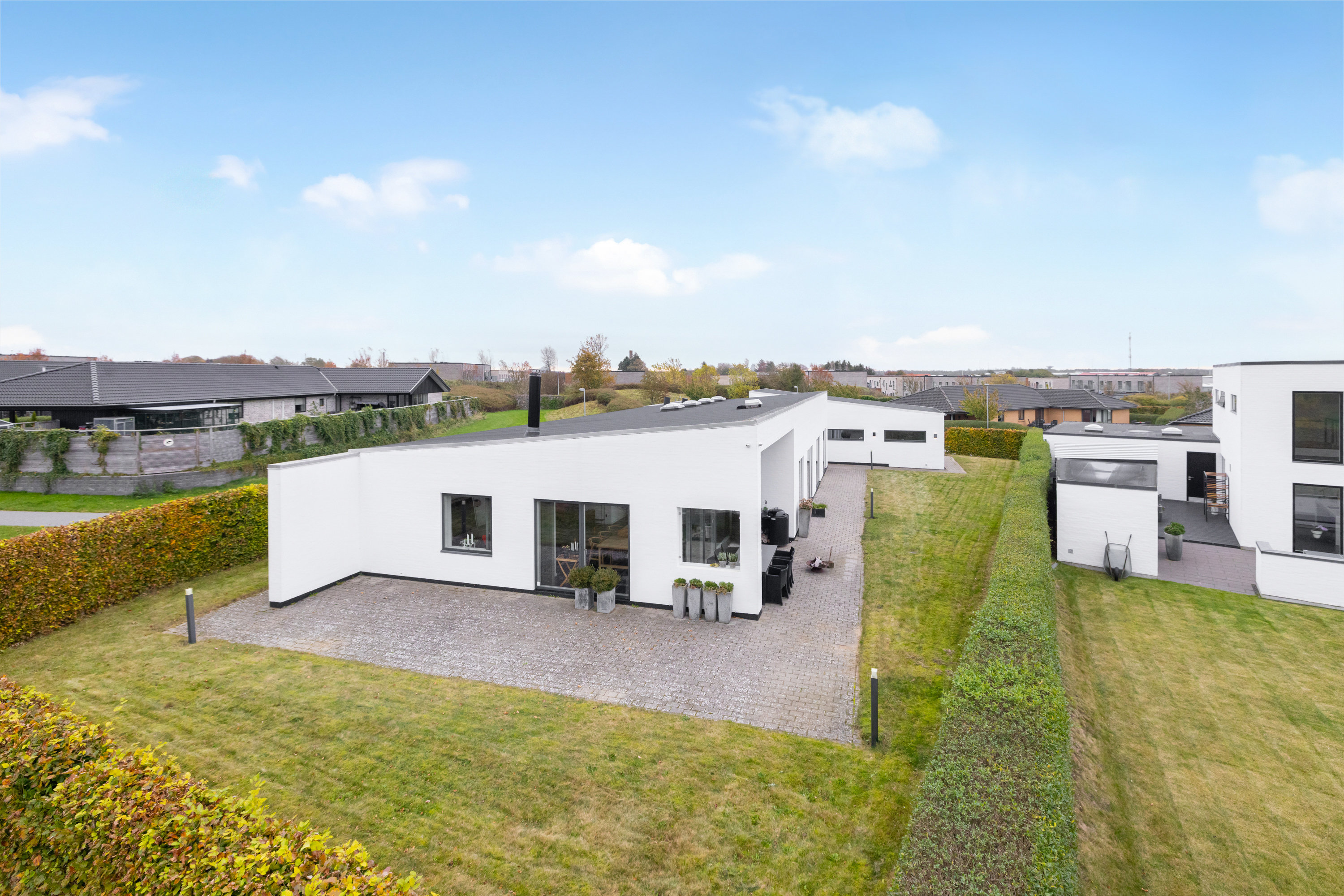 Fremhævet  billede i fuldskærmstilstand. Billede af Østervænget 32, 8381 Tilst