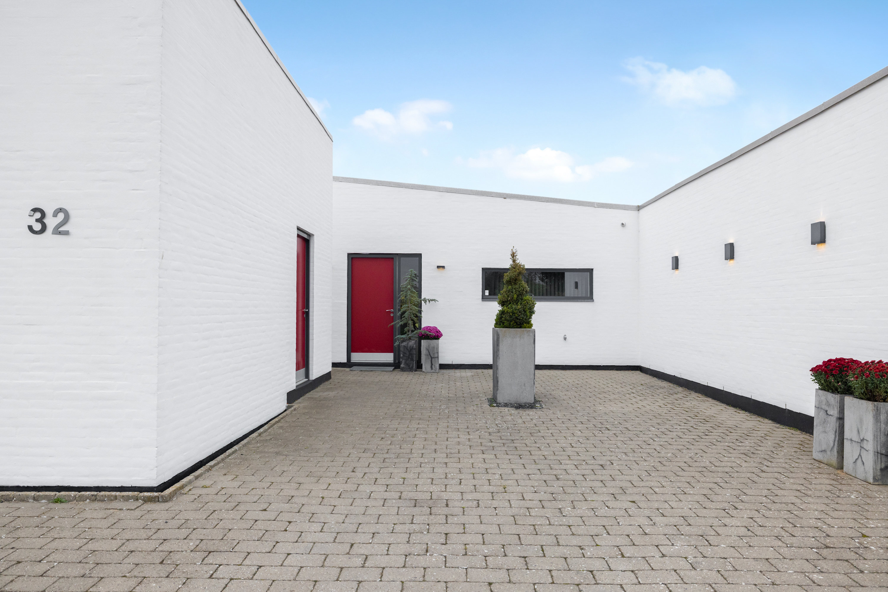 Fremhævet  billede i fuldskærmstilstand. Billede af Østervænget 32, 8381 Tilst