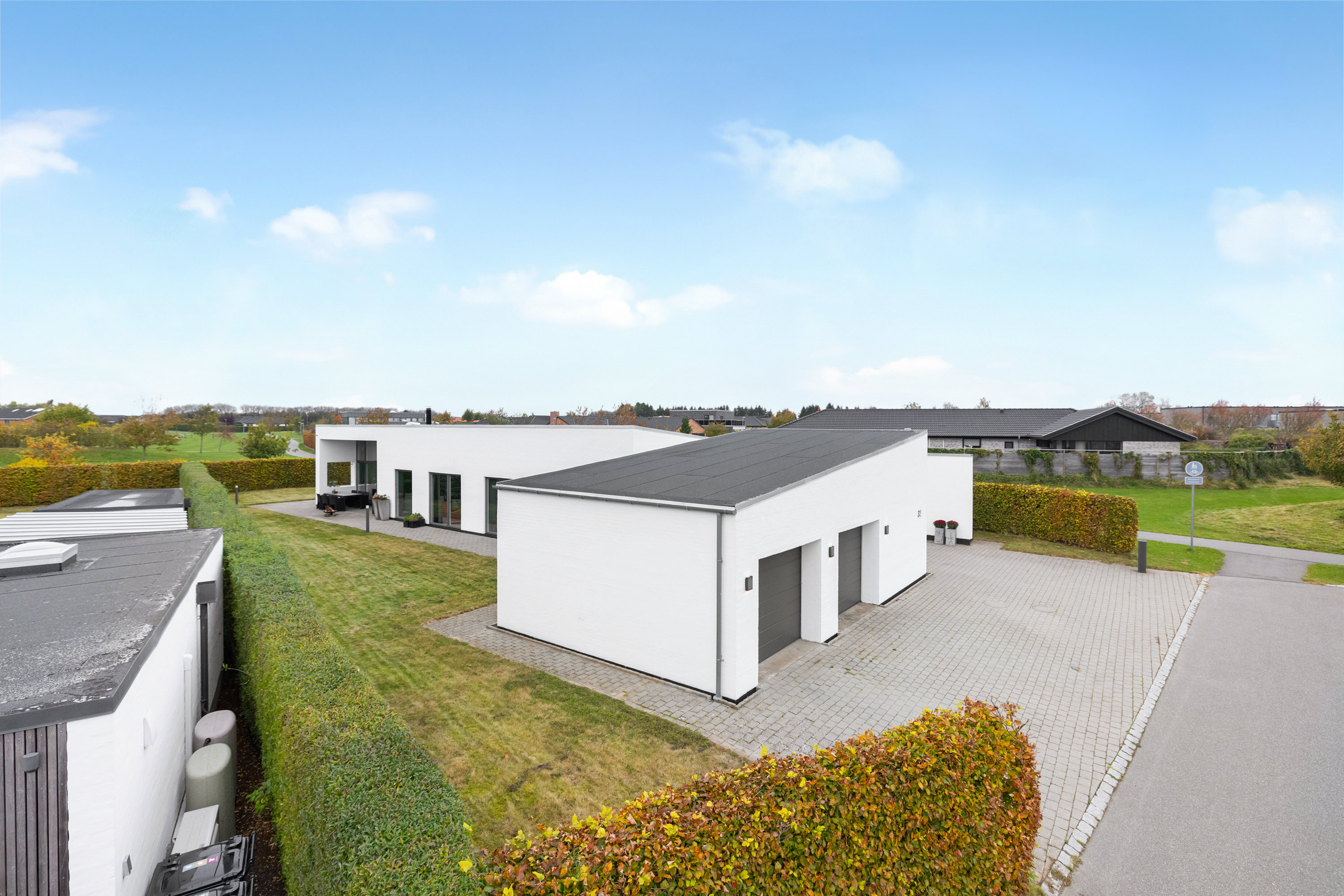 Fremhævet  billede i fuldskærmstilstand. Billede af Østervænget 32, 8381 Tilst