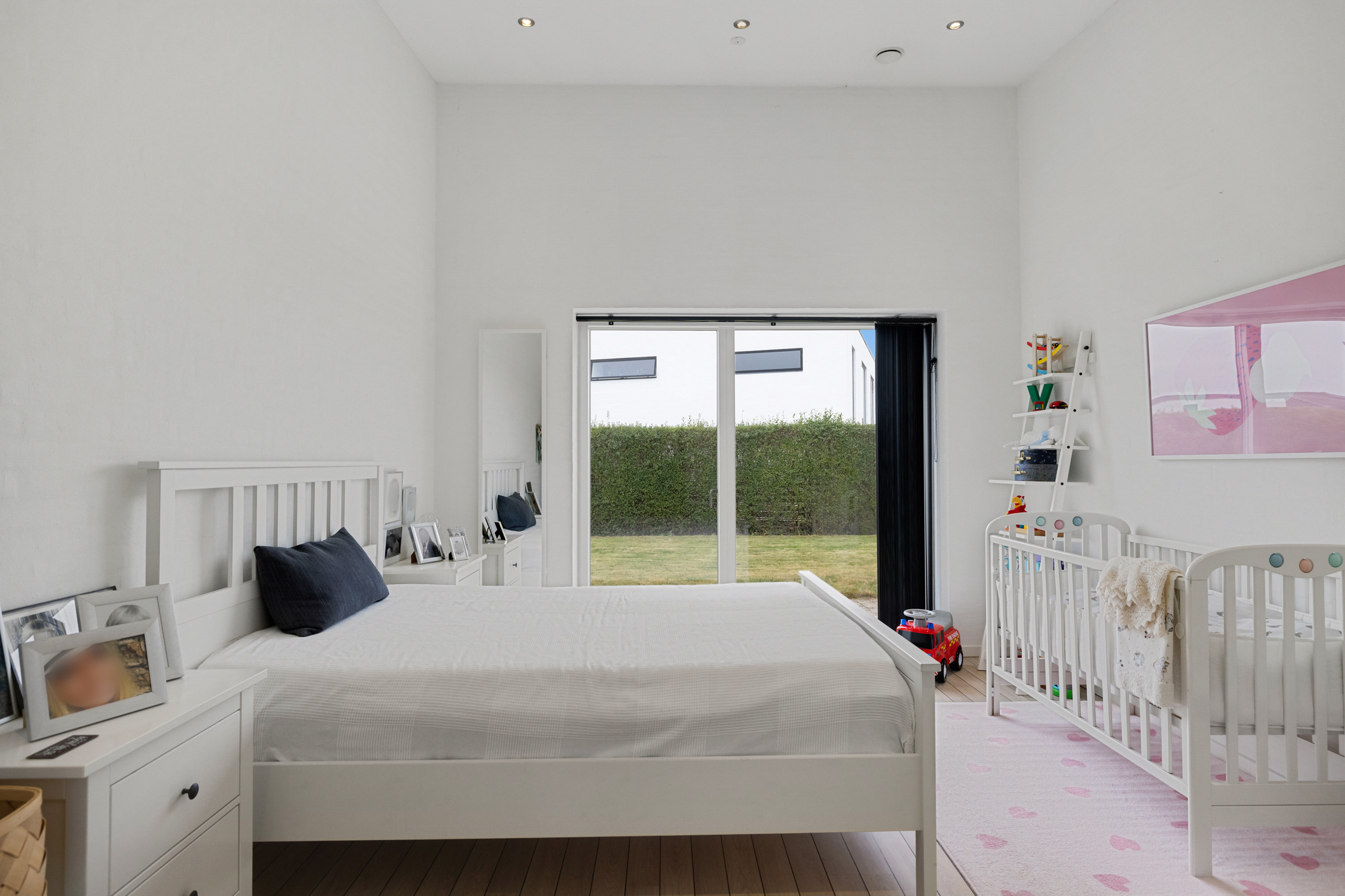 Fremhævet  billede i fuldskærmstilstand. Billede af Østervænget 32, 8381 Tilst