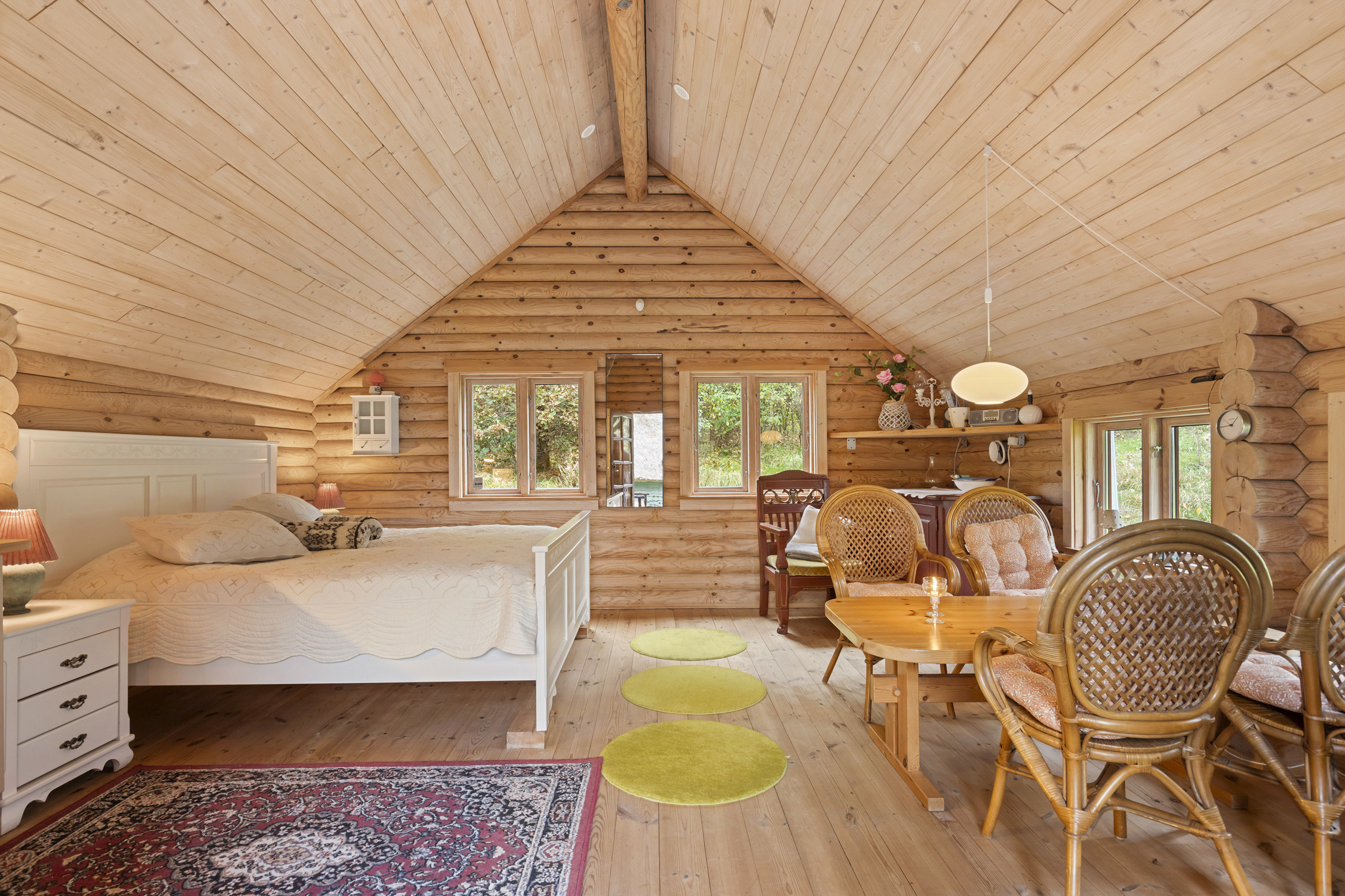 Fremhævet stue - det store anneks billede i fuldskærmstilstand. Billede af Gatten Møllevej 83, Gatten, 9640 Farsø