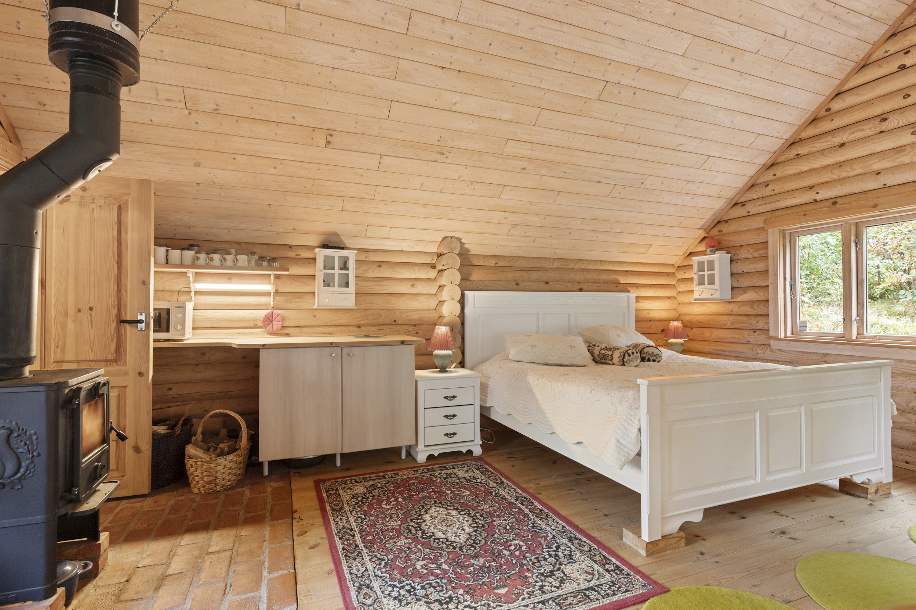 Fremhævet stue - det store anneks billede i fuldskærmstilstand. Billede af Gatten Møllevej 83, Gatten, 9640 Farsø