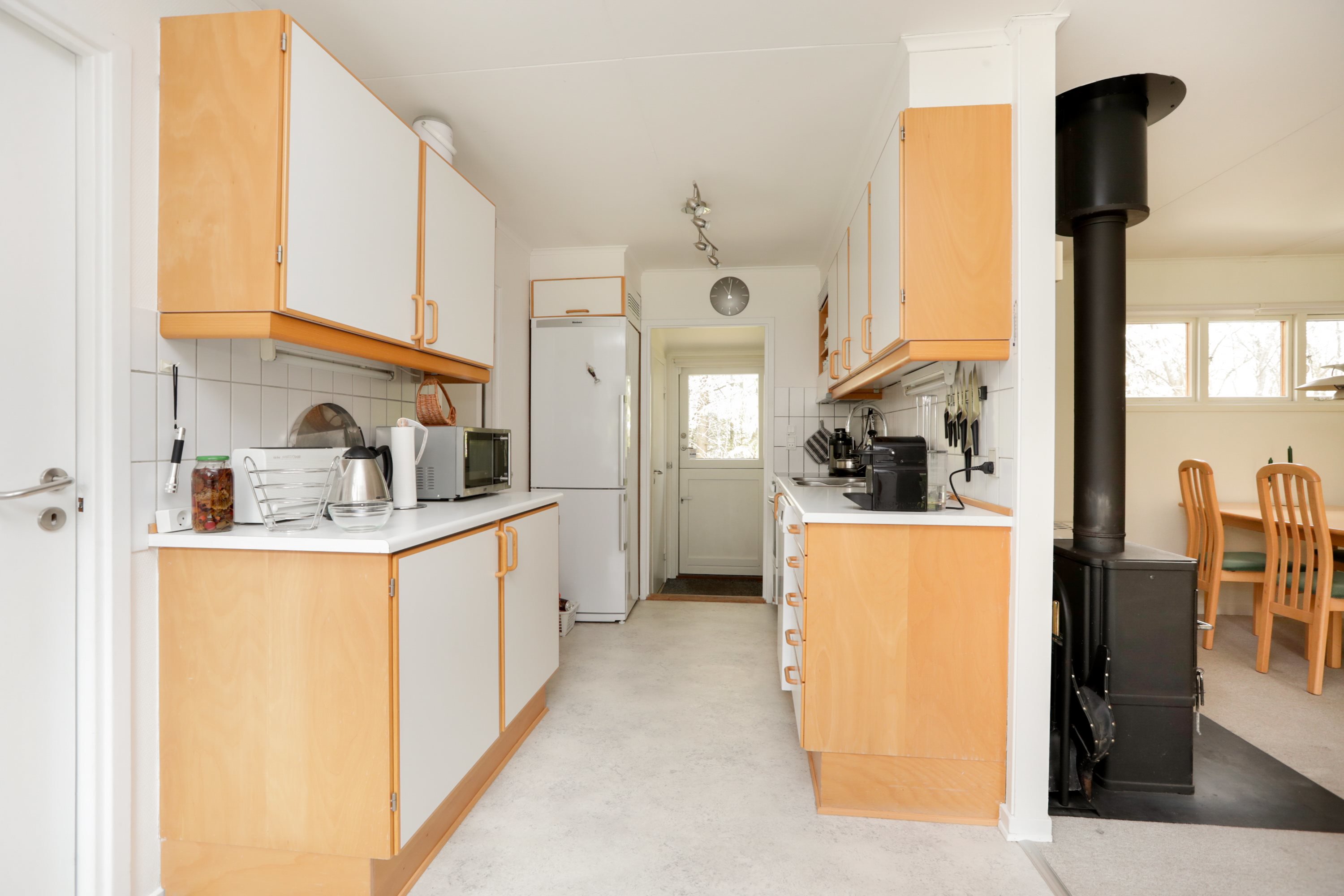 Fremhævet køkken billede i fuldskærmstilstand. Billede af Toplærkevej 13, Dybendal, 4190 Munke Bjergby