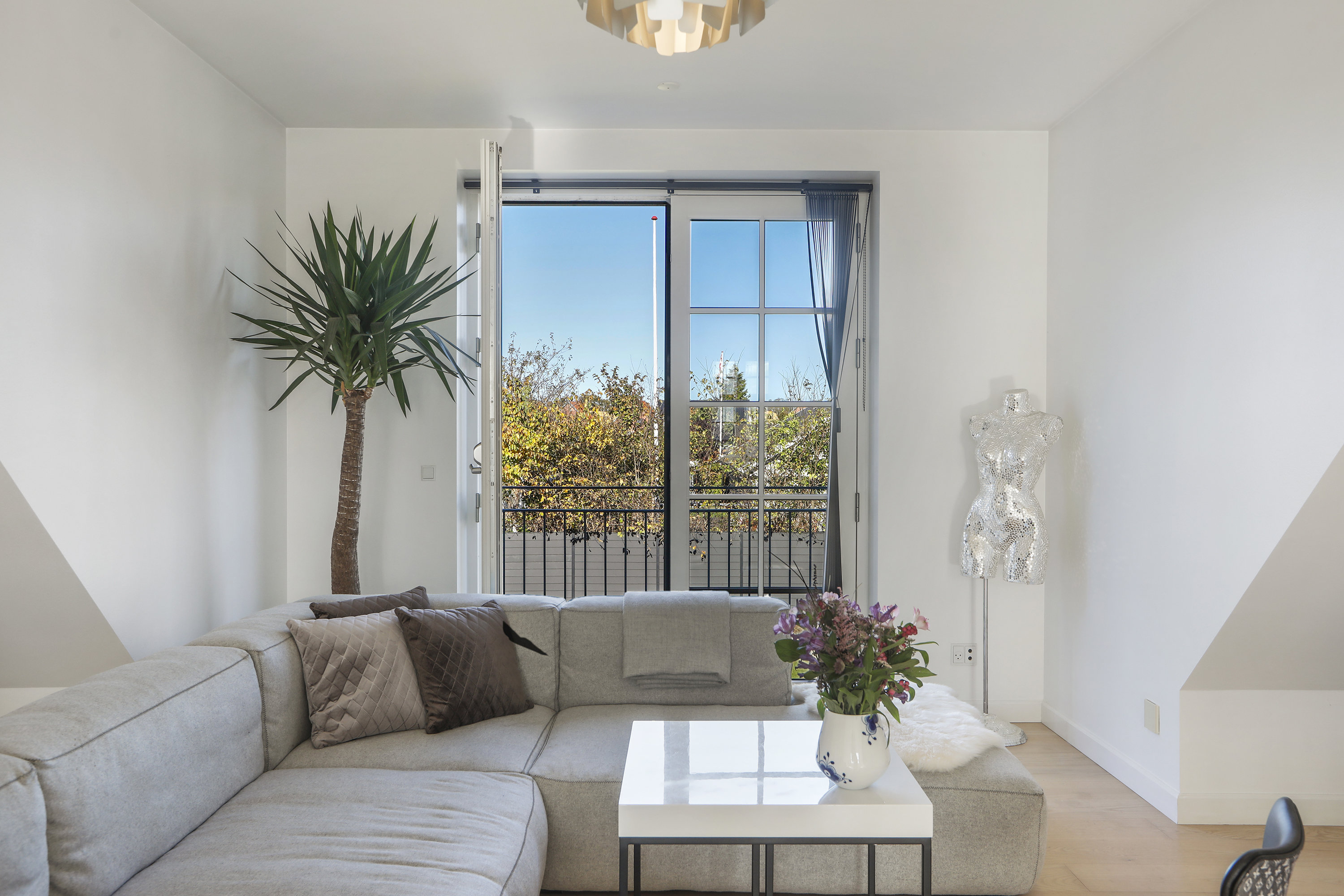 Fremhævet stue billede i fuldskærmstilstand. Billede af Herlev Hovedgade 194, 2730 Herlev