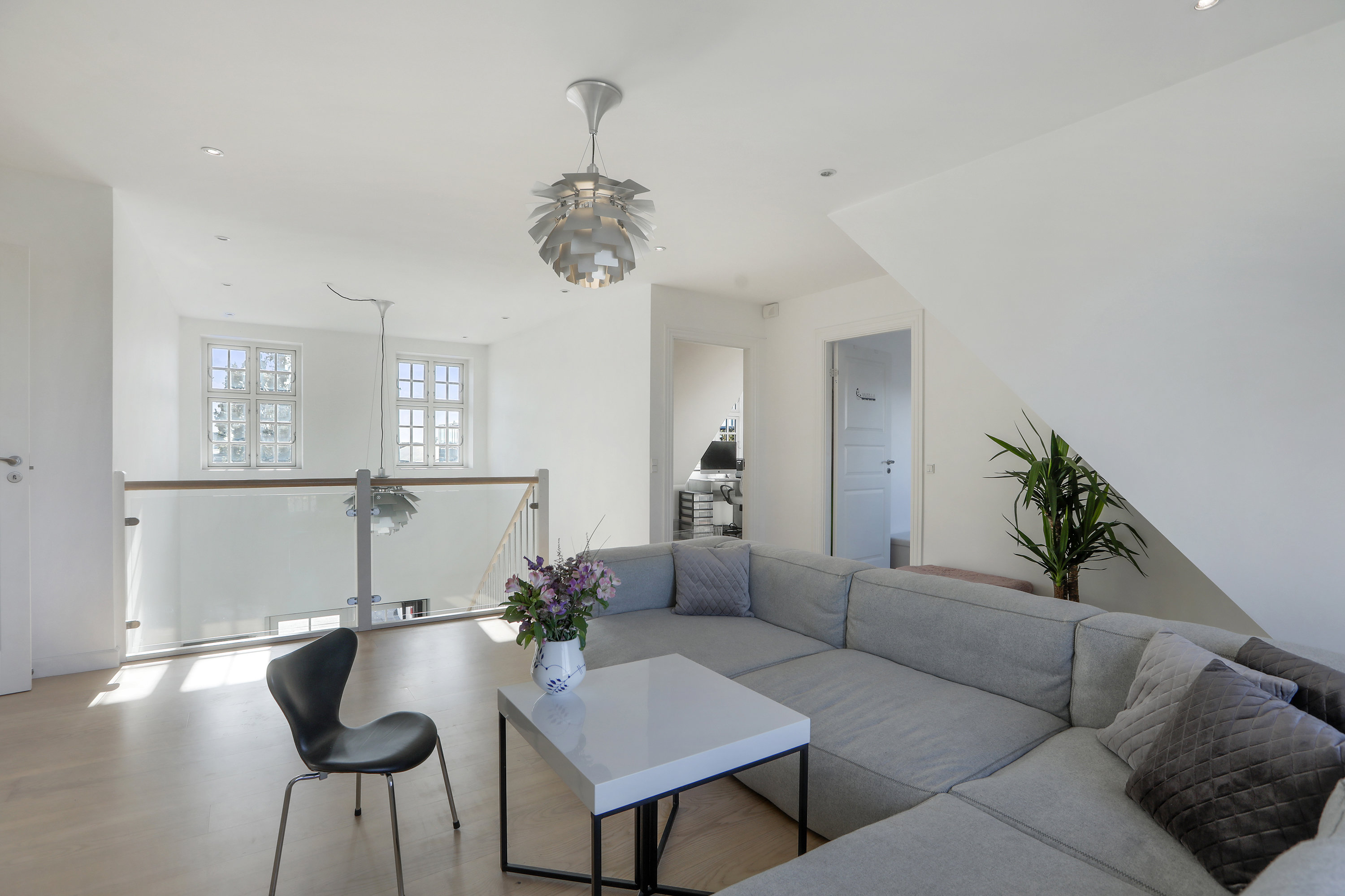 Fremhævet stue billede i fuldskærmstilstand. Billede af Herlev Hovedgade 194, 2730 Herlev