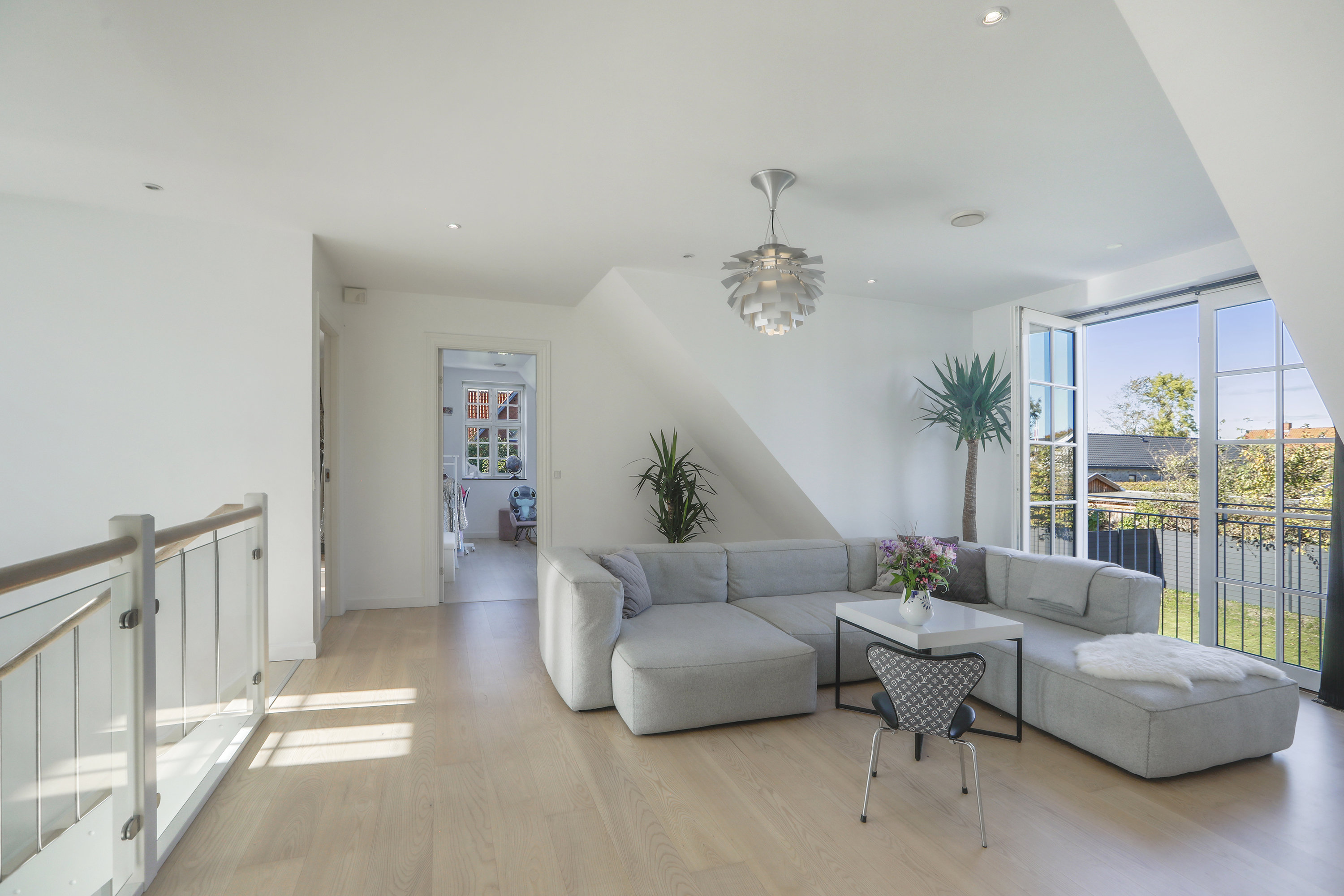 Fremhævet stue billede i fuldskærmstilstand. Billede af Herlev Hovedgade 194, 2730 Herlev