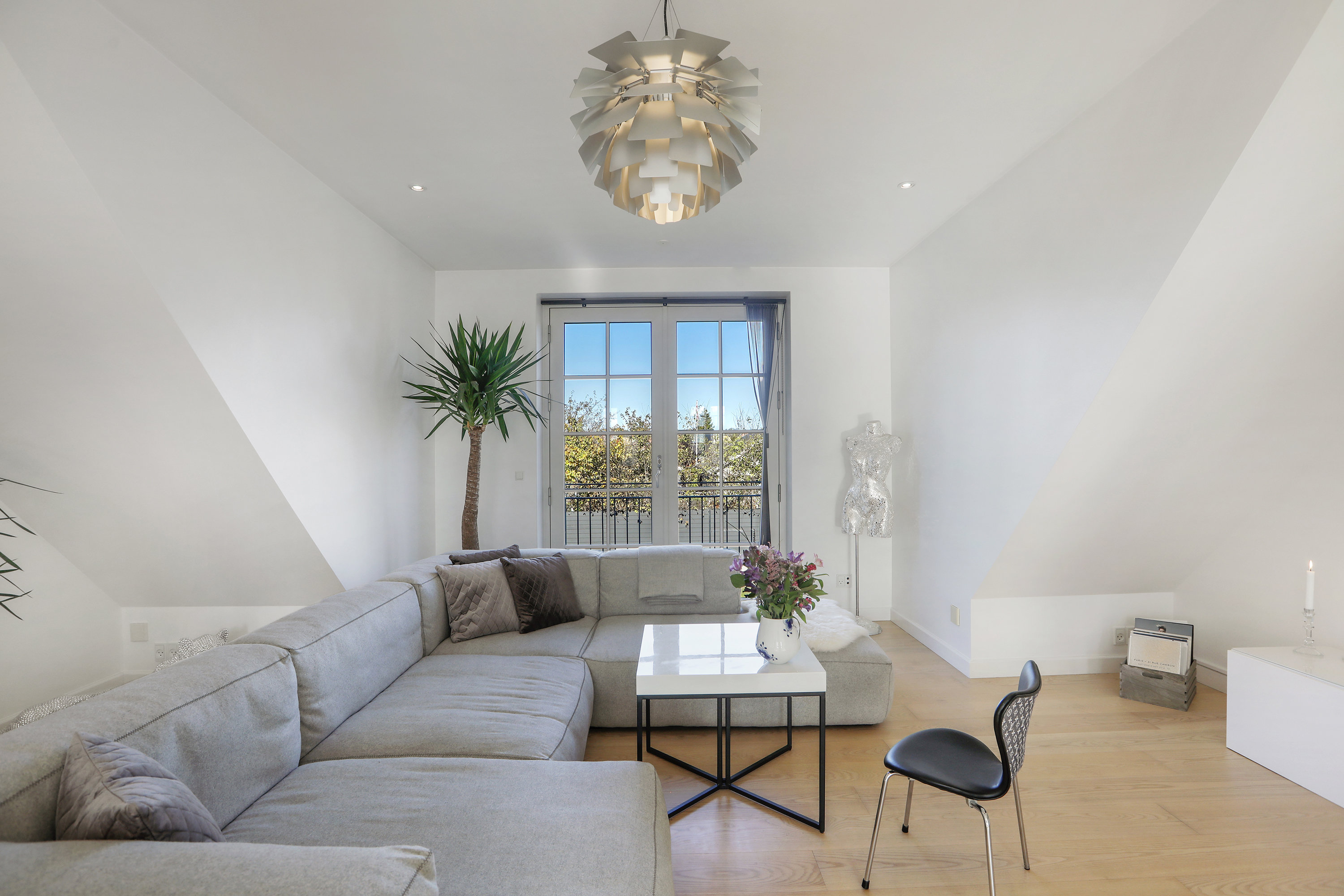 Fremhævet stue billede i fuldskærmstilstand. Billede af Herlev Hovedgade 194, 2730 Herlev