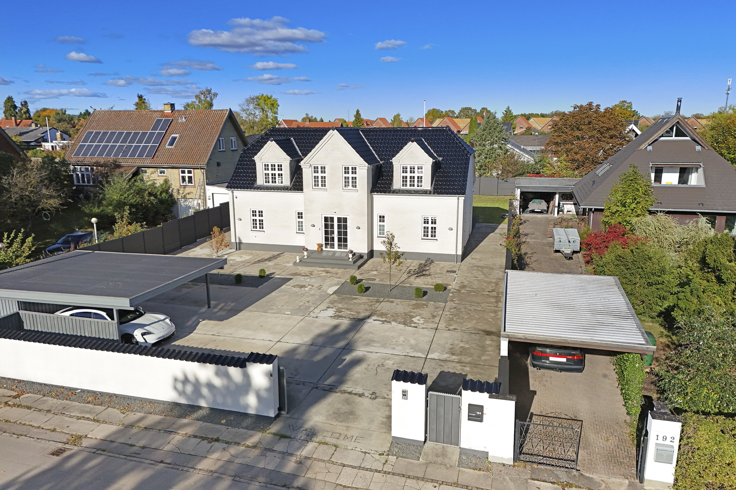 Fremhævet set fra oven billede i fuldskærmstilstand. Billede af Herlev Hovedgade 194, 2730 Herlev