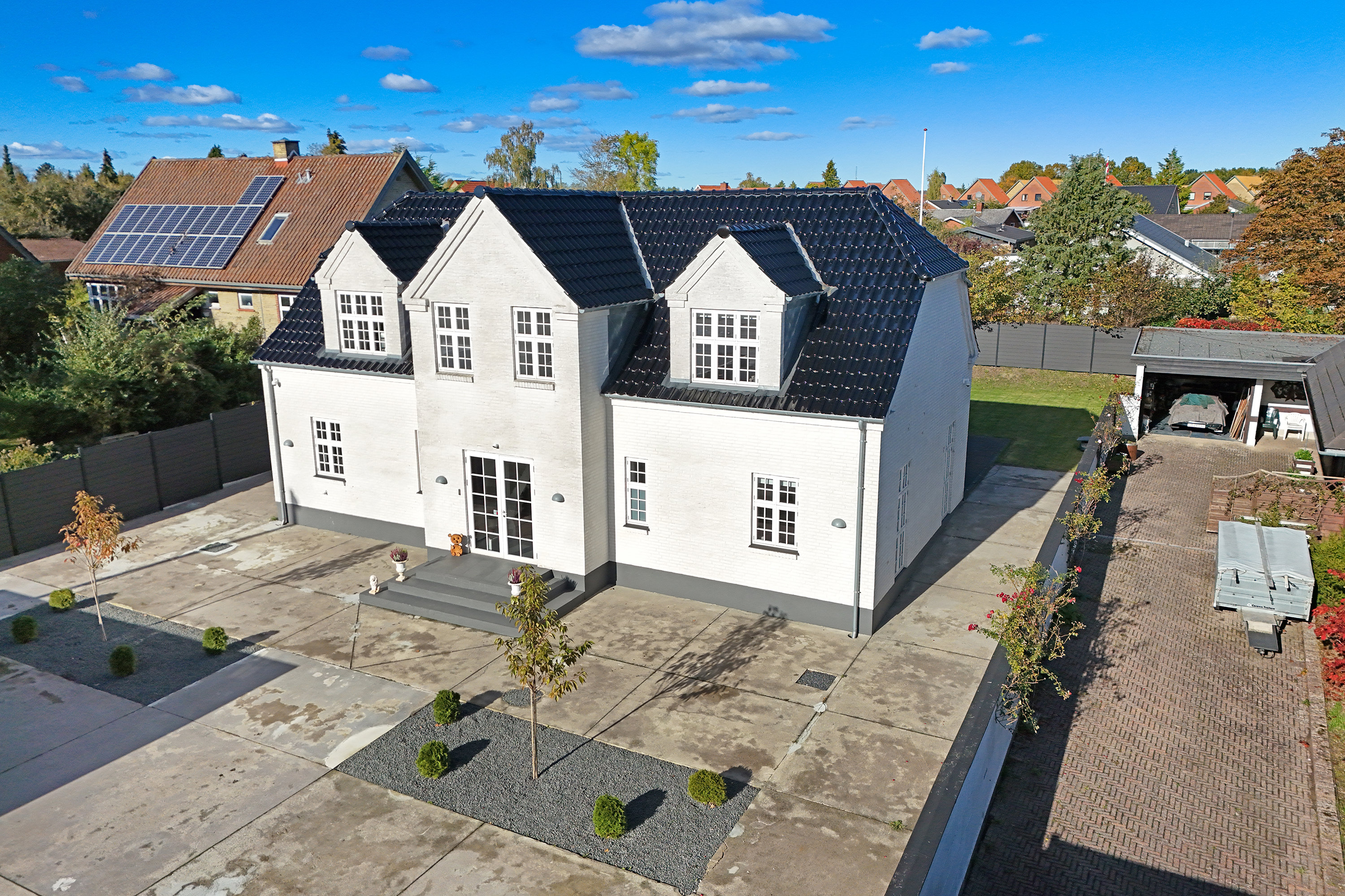 Fremhævet set fra oven billede i fuldskærmstilstand. Billede af Herlev Hovedgade 194, 2730 Herlev