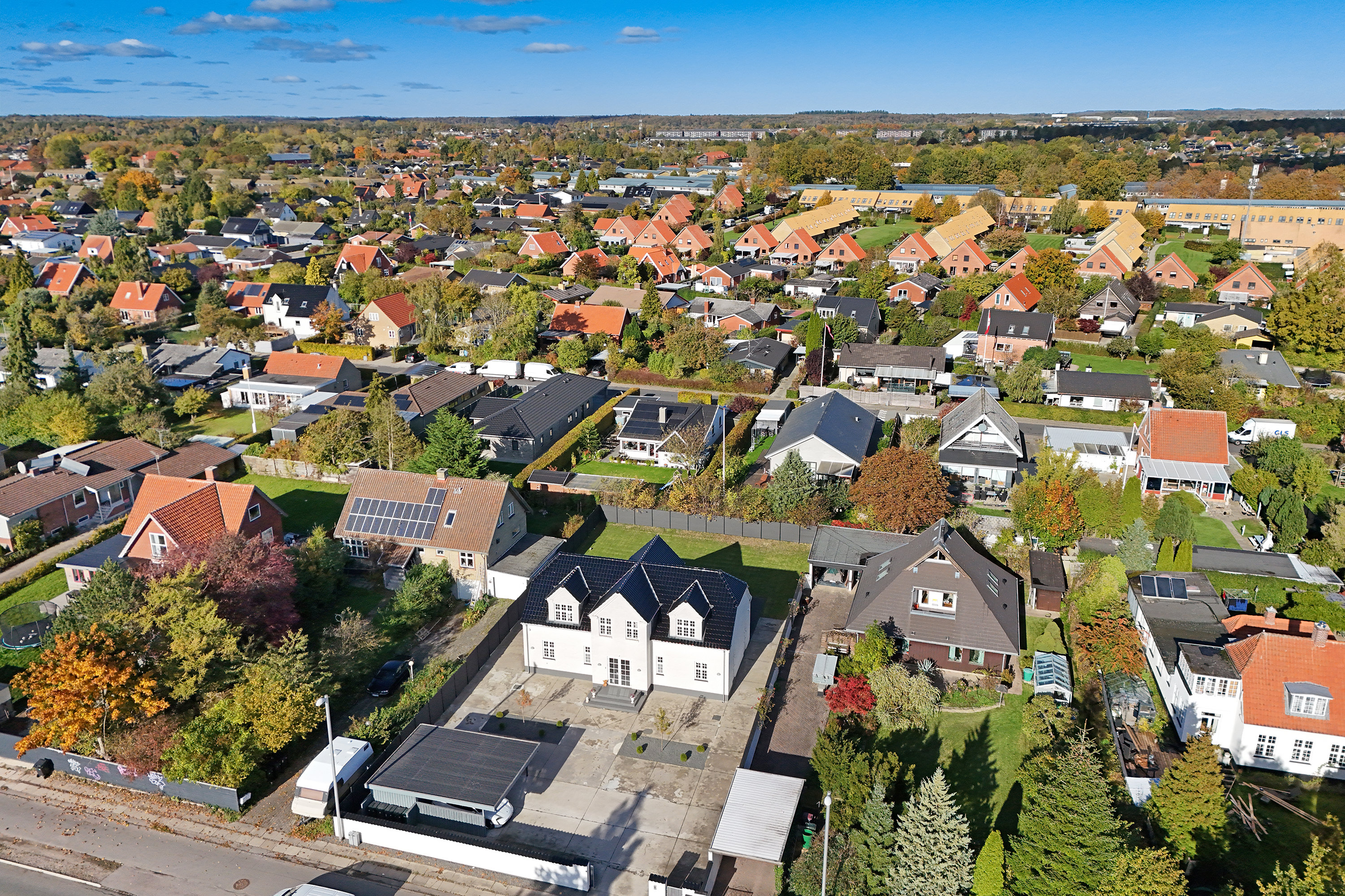 Fremhævet set fra oven billede i fuldskærmstilstand. Billede af Herlev Hovedgade 194, 2730 Herlev