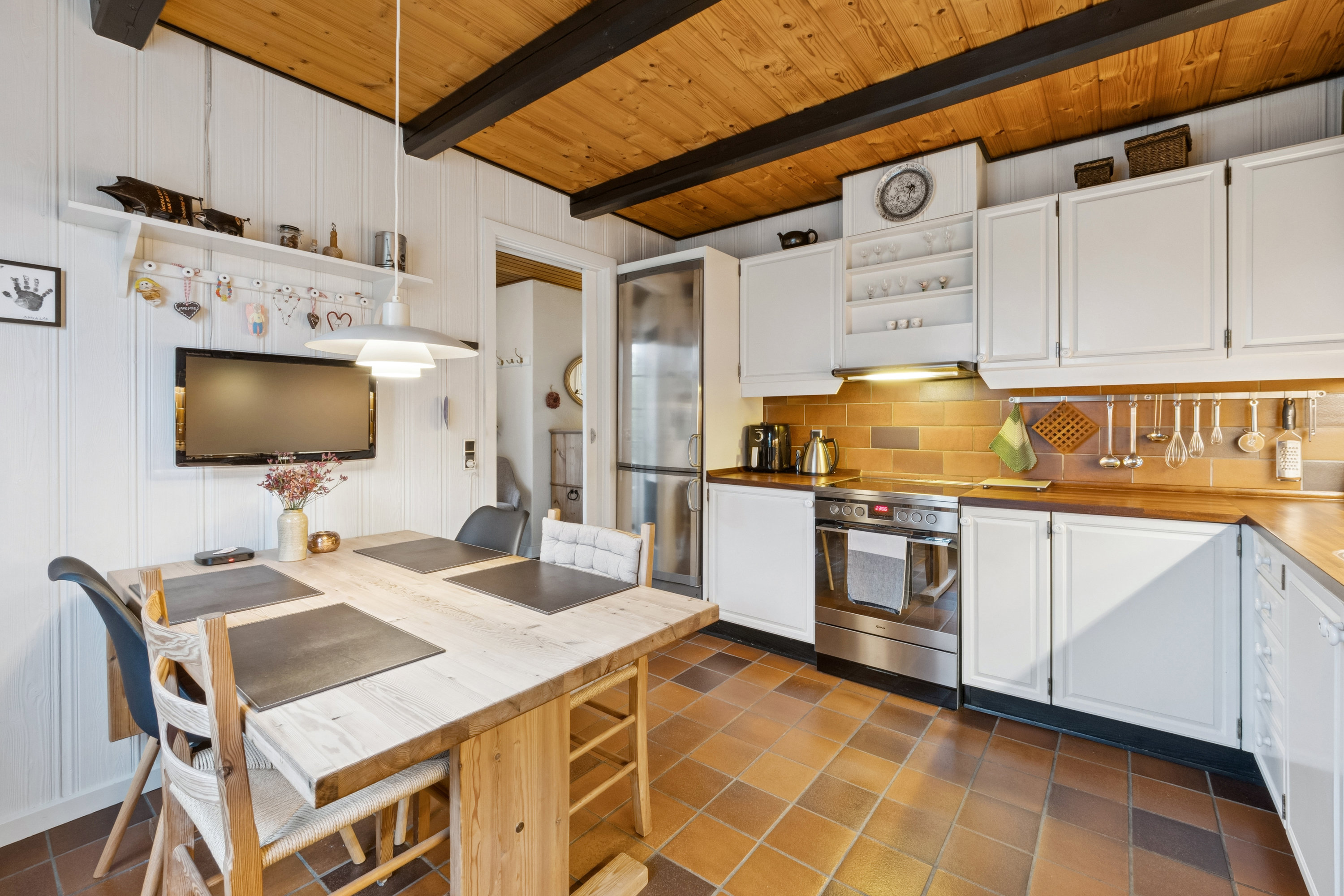 Fremhævet køkken billede i fuldskærmstilstand. Billede af Danelykke 28, Hem, 7800 Skive