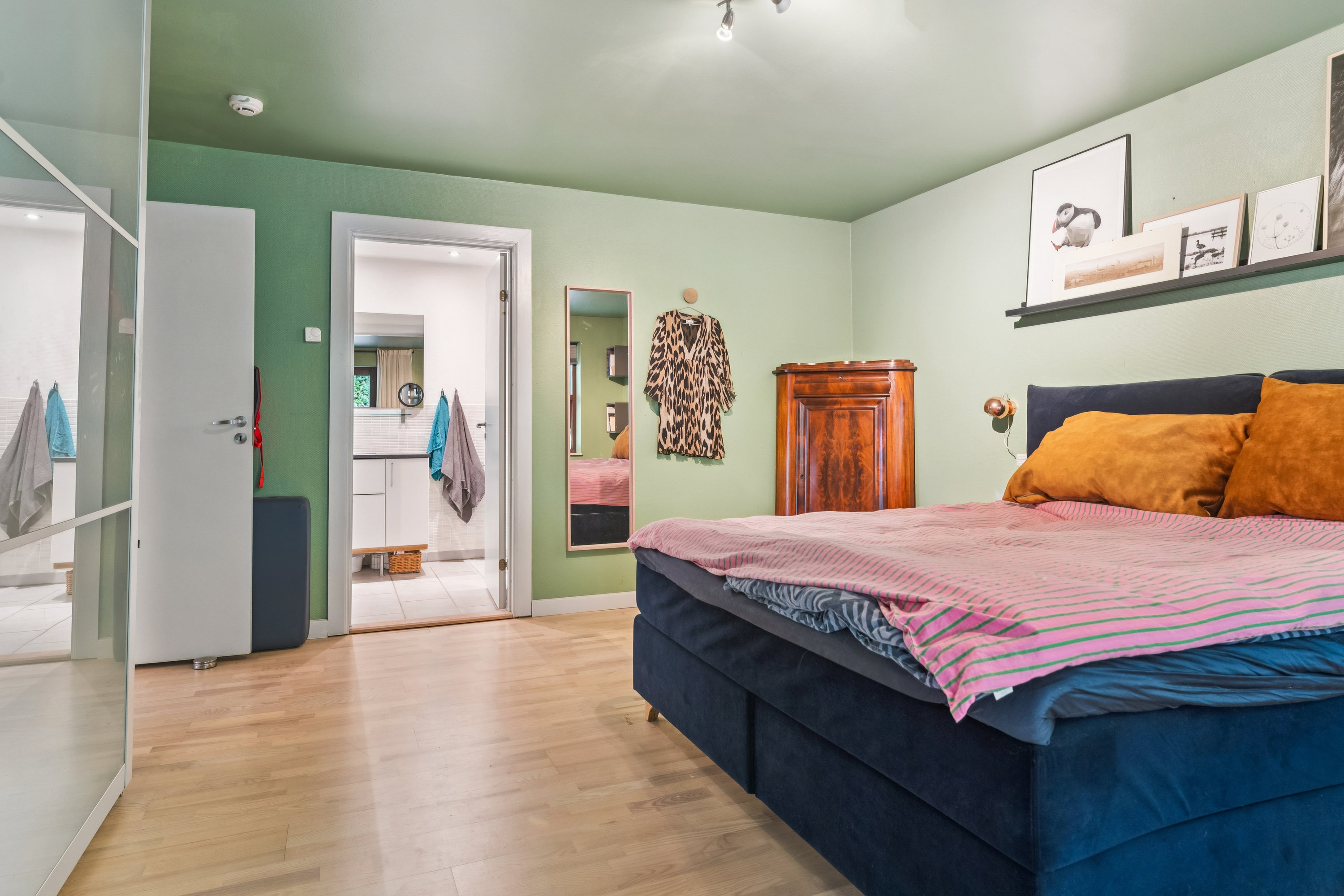 Fremhævet værelse billede i fuldskærmstilstand. Billede af Godset 7, 8870 Langå