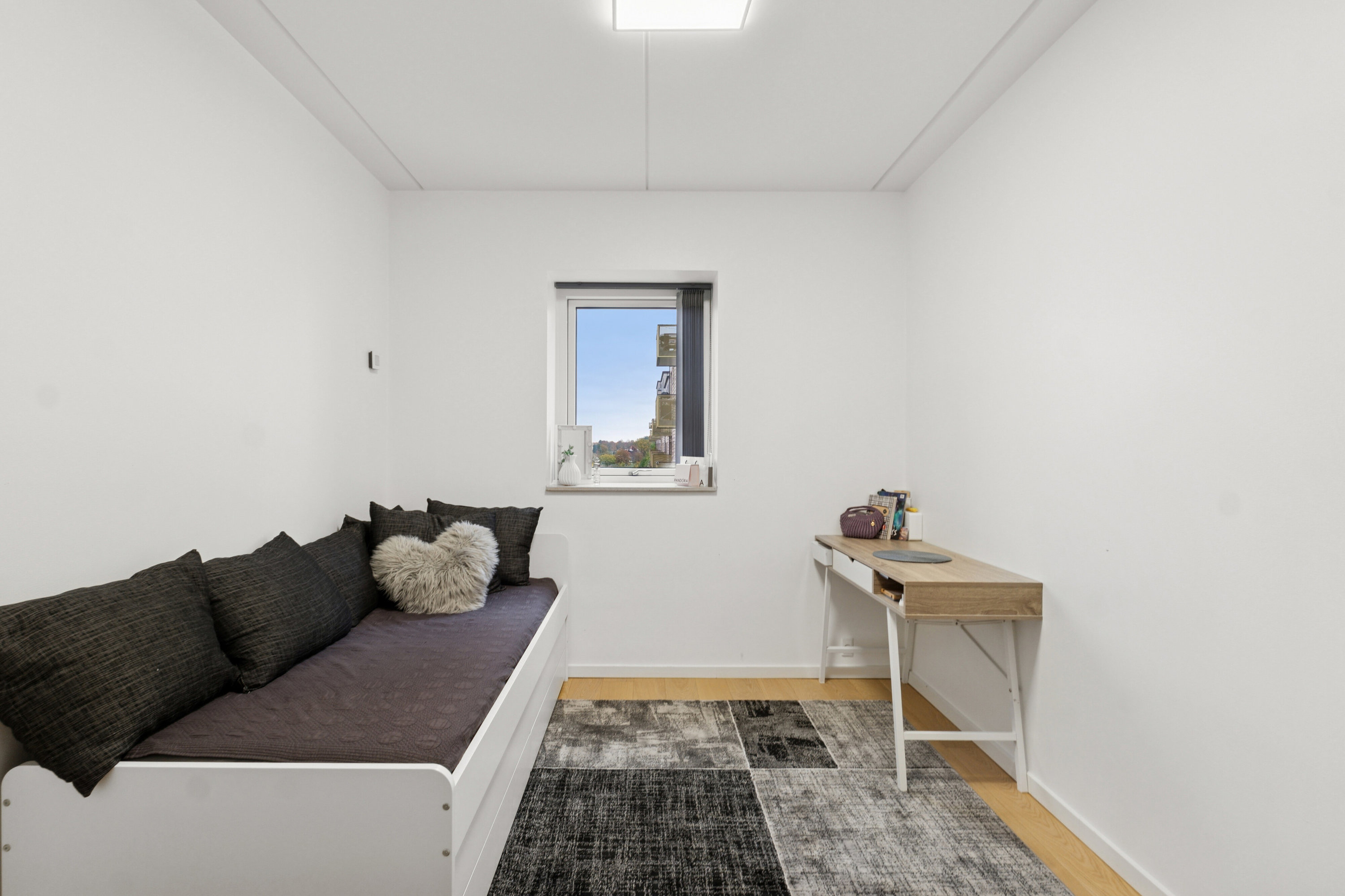 Fremhævet soveværelse billede i fuldskærmstilstand. Billede af Kaffevej 29, 3. th., 2610 Rødovre