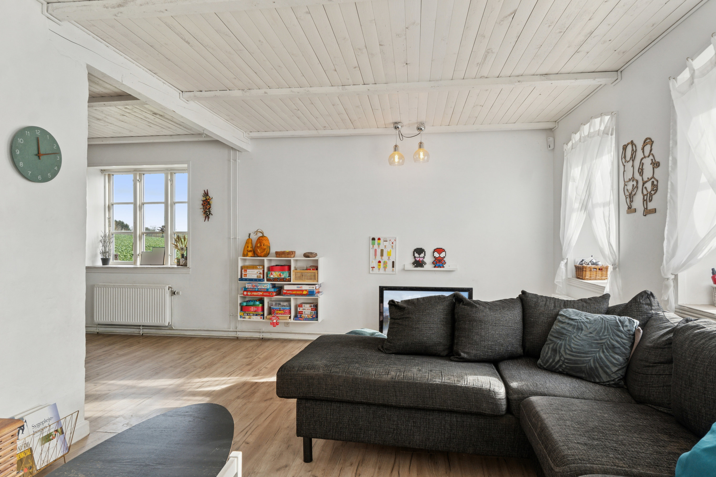 Fremhævet stue billede i fuldskærmstilstand. Billede af Værslev Bygade 9B, Værslev, 4400 Kalundborg