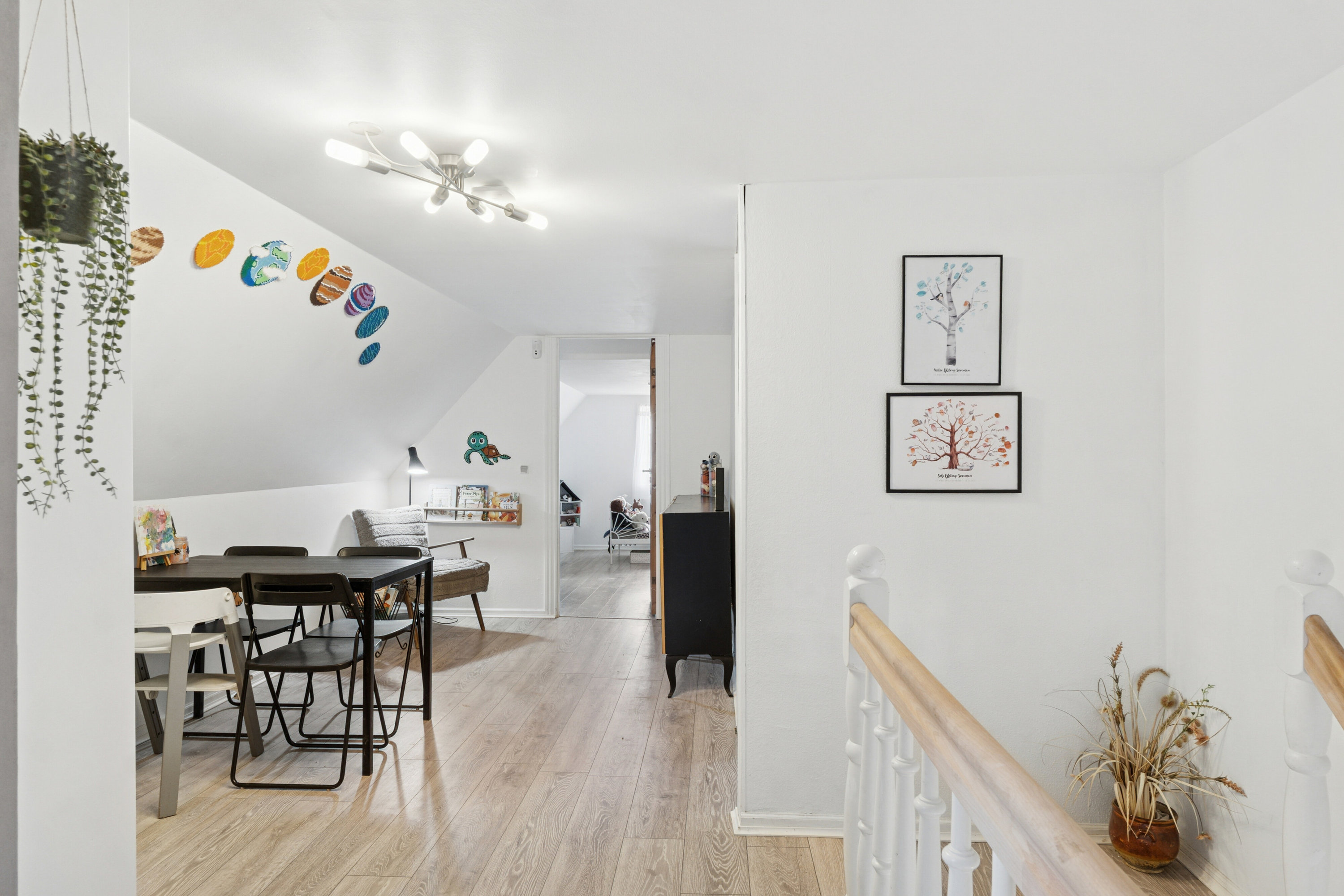 Fremhævet spisestue billede i fuldskærmstilstand. Billede af Værslev Bygade 9B, Værslev, 4400 Kalundborg