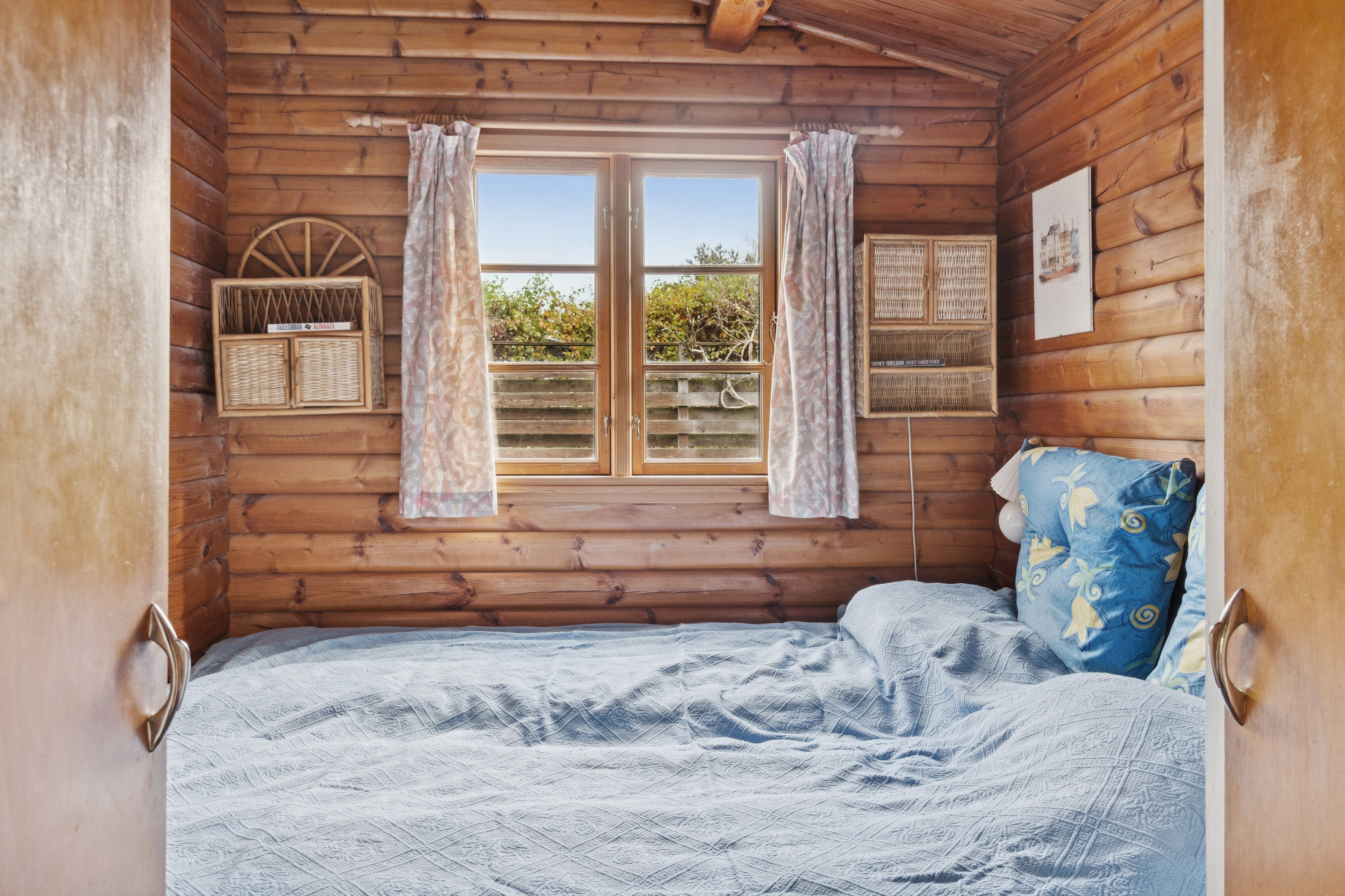 Fremhævet soveværelse billede i fuldskærmstilstand. Billede af Gudmindrup Strandvej 98, Gudmindrup Lyng, 4573 Højby