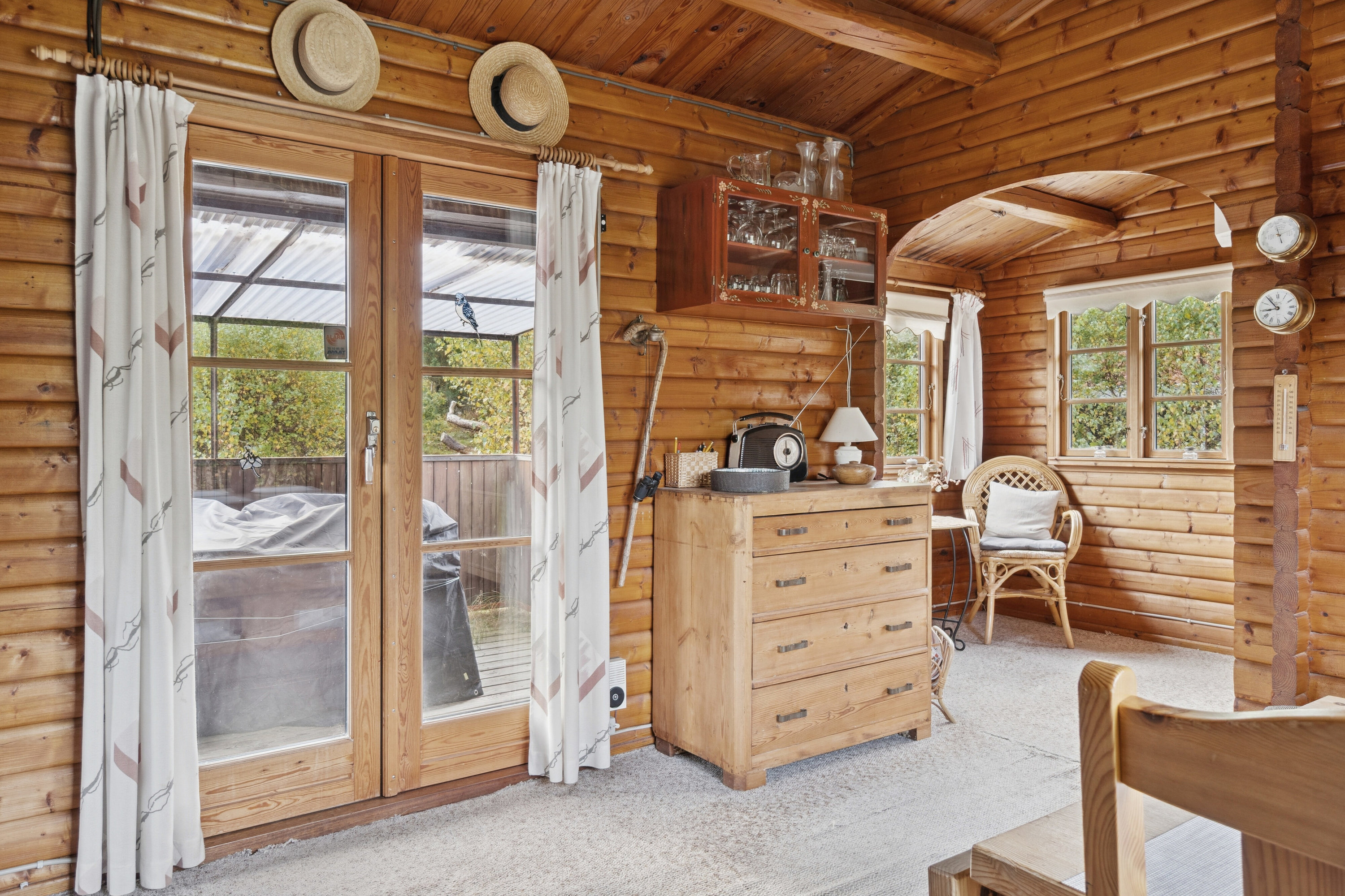 Fremhævet stue billede i fuldskærmstilstand. Billede af Gudmindrup Strandvej 98, Gudmindrup Lyng, 4573 Højby