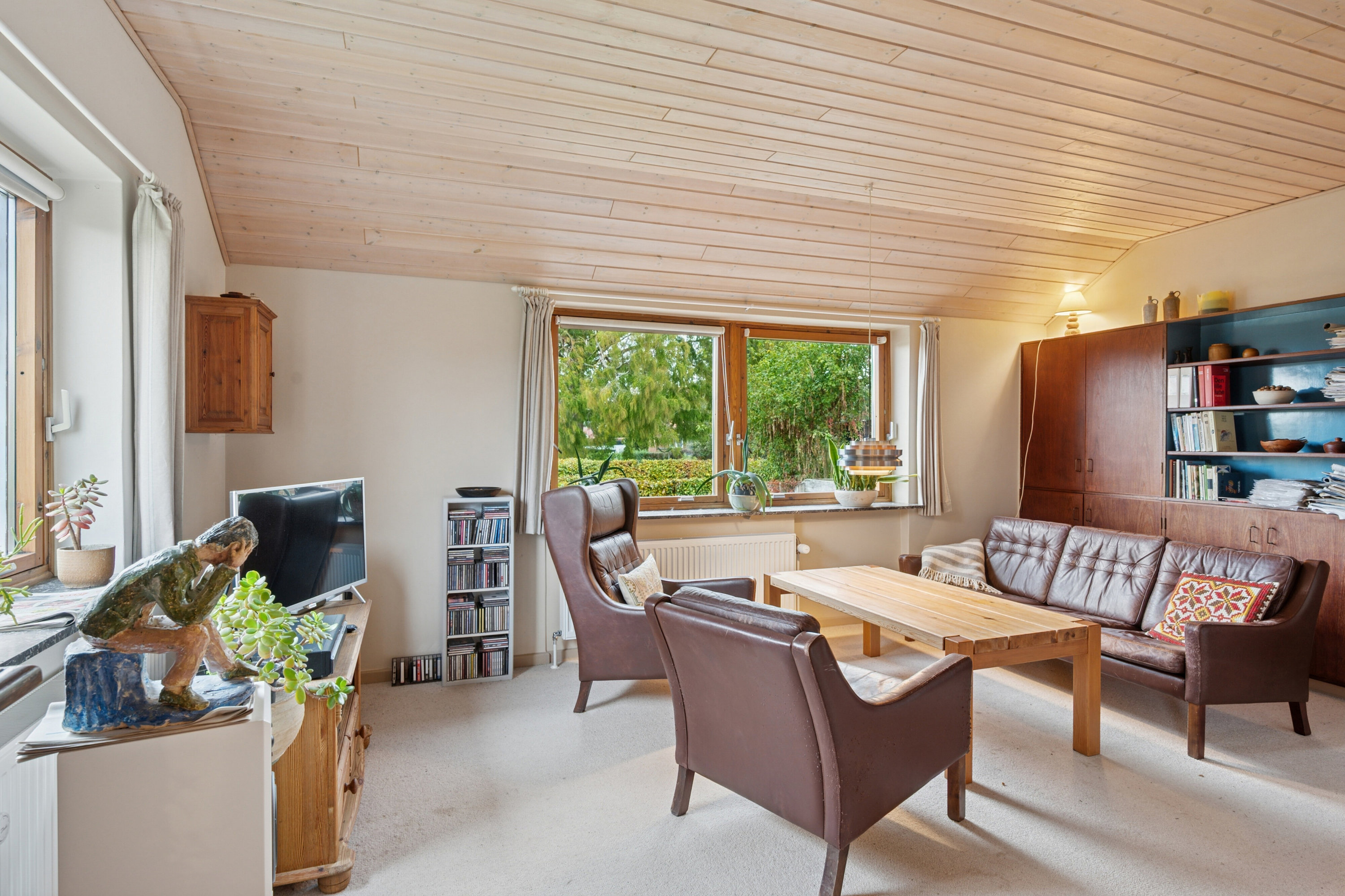 Fremhævet stue billede i fuldskærmstilstand. Billede af Snerlevej 18, 4000 Roskilde