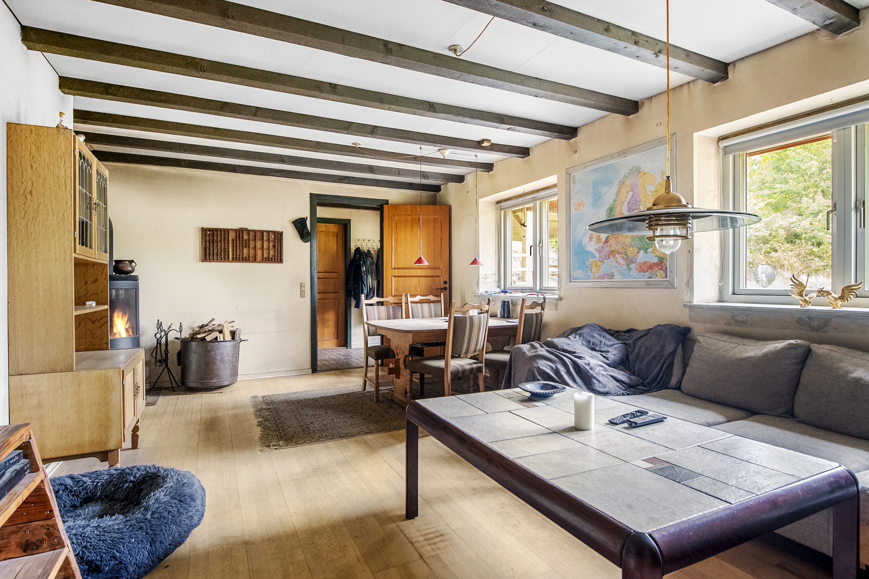 Fremhævet stue billede i fuldskærmstilstand. Billede af Alrøvej 104, Amstrup, 8300 Odder