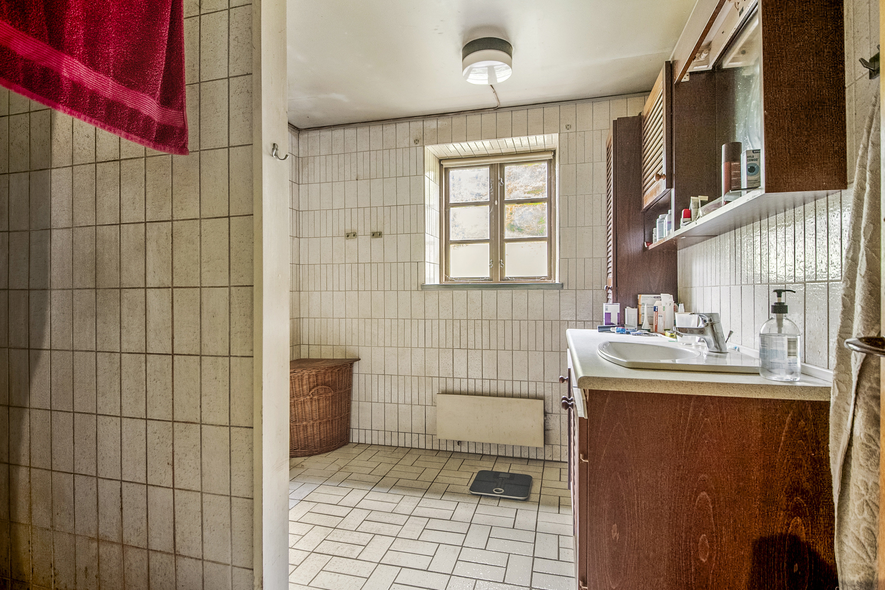 Fremhævet badeværelse billede i fuldskærmstilstand. Billede af Alrøvej 104, Amstrup, 8300 Odder