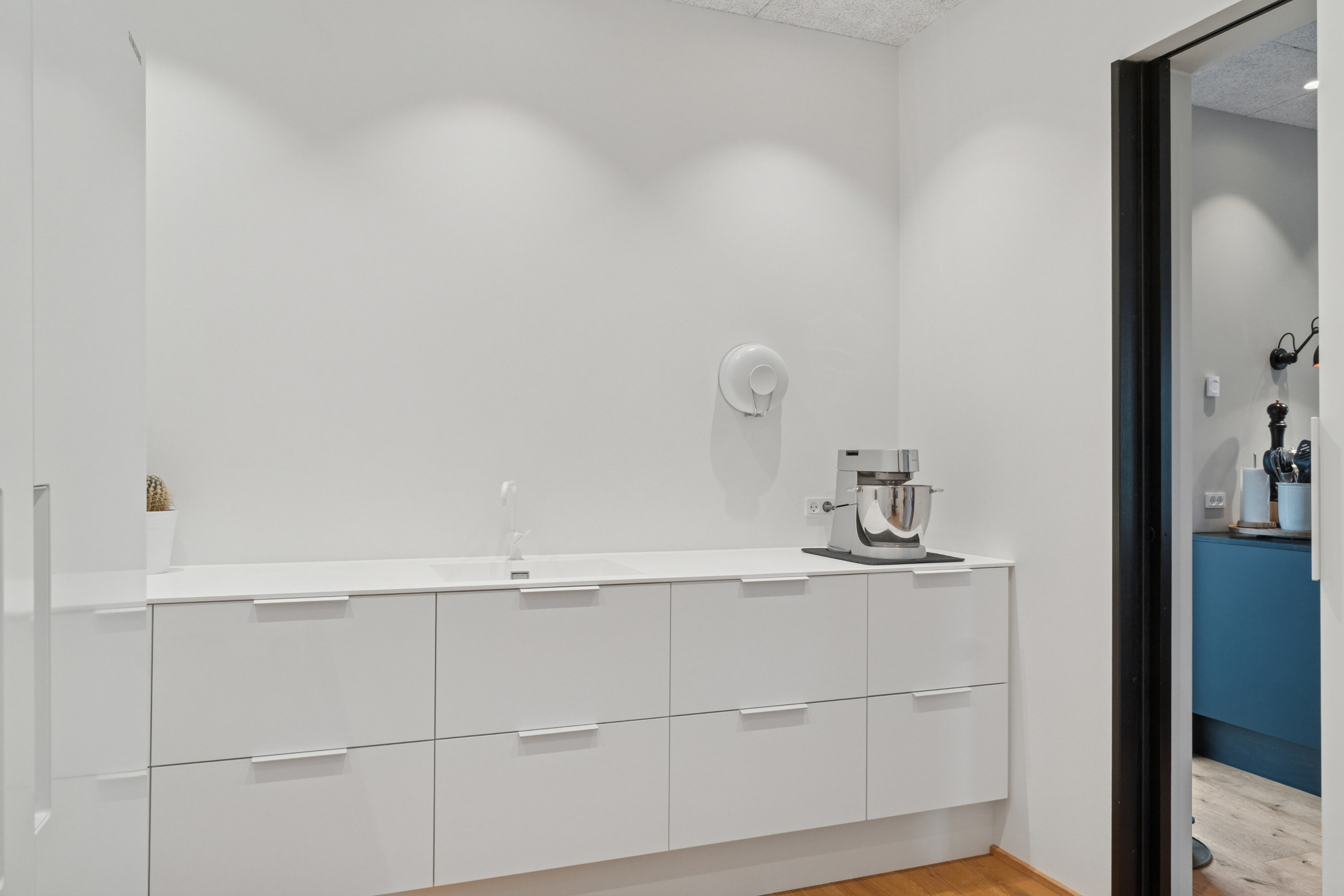 Fremhævet viktualierum billede i fuldskærmstilstand. Billede af Jyllands Allé 111B, 8270 Højbjerg