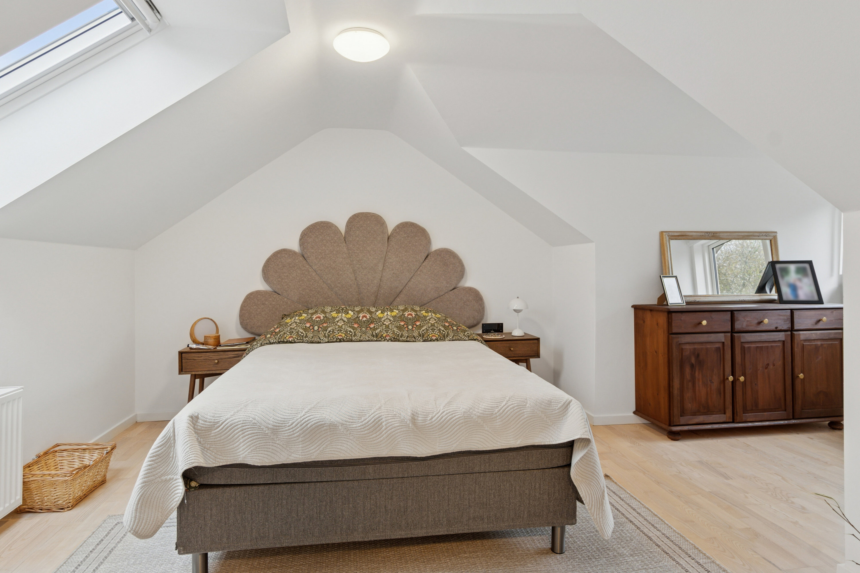 Fremhævet soveværelse billede i fuldskærmstilstand. Billede af Bibliotekvej 30, 2650 Hvidovre