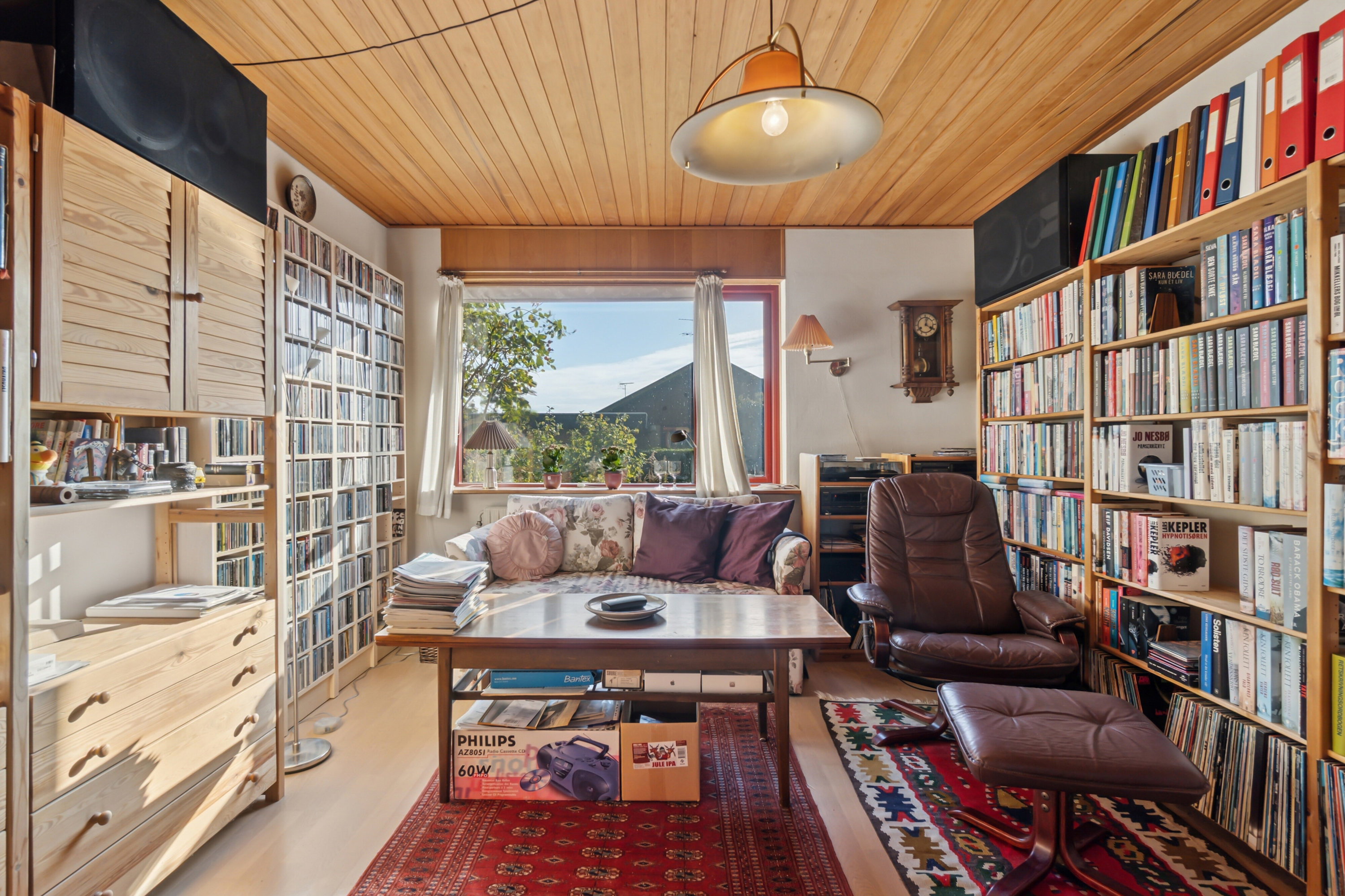 Fremhævet alrum billede i fuldskærmstilstand. Billede af Pingels Alle 72, Rønne, 3700 Rønne