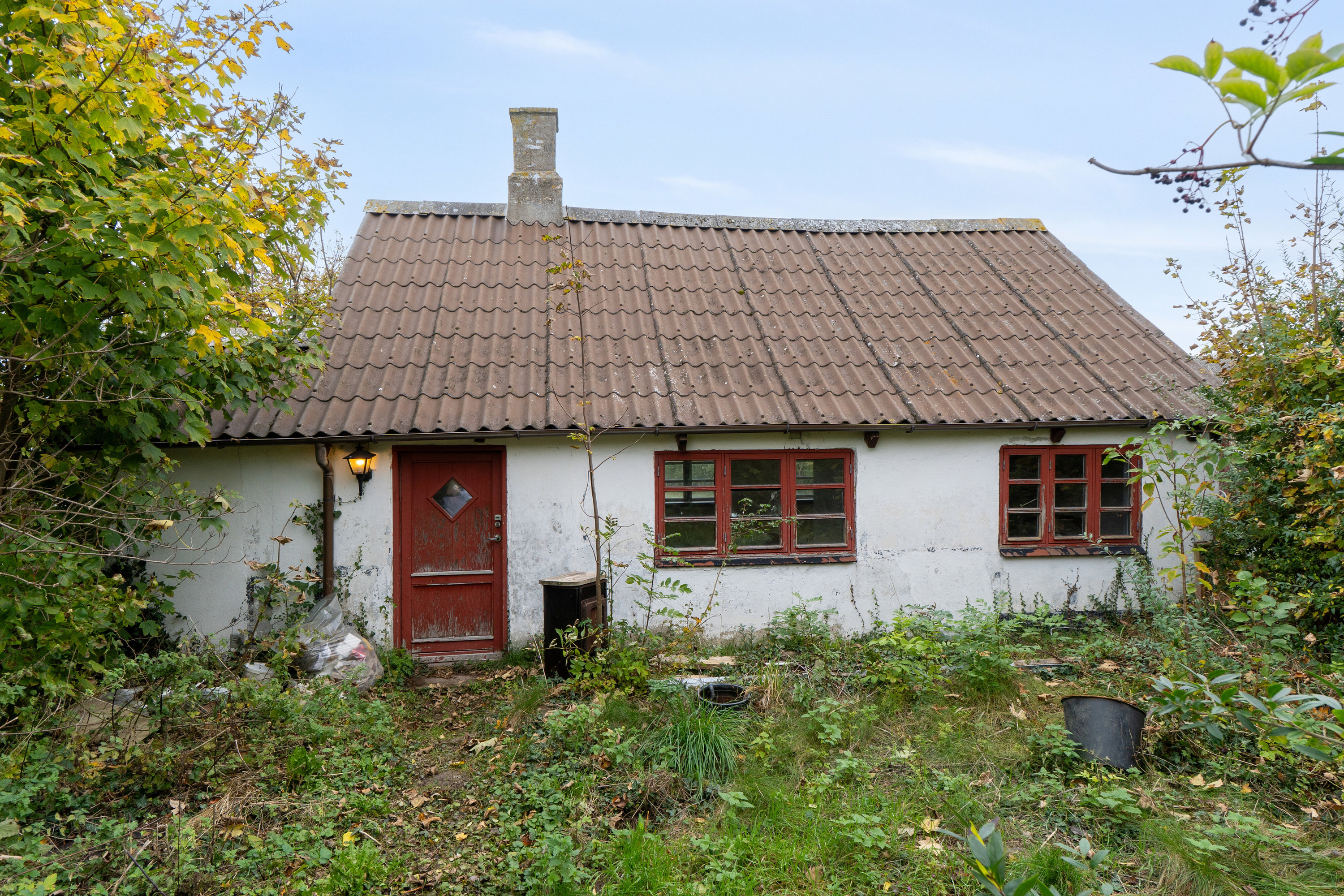 Fremhævet udendørs billede i fuldskærmstilstand. Billede af Nostrupvej 18, 4400 Kalundborg