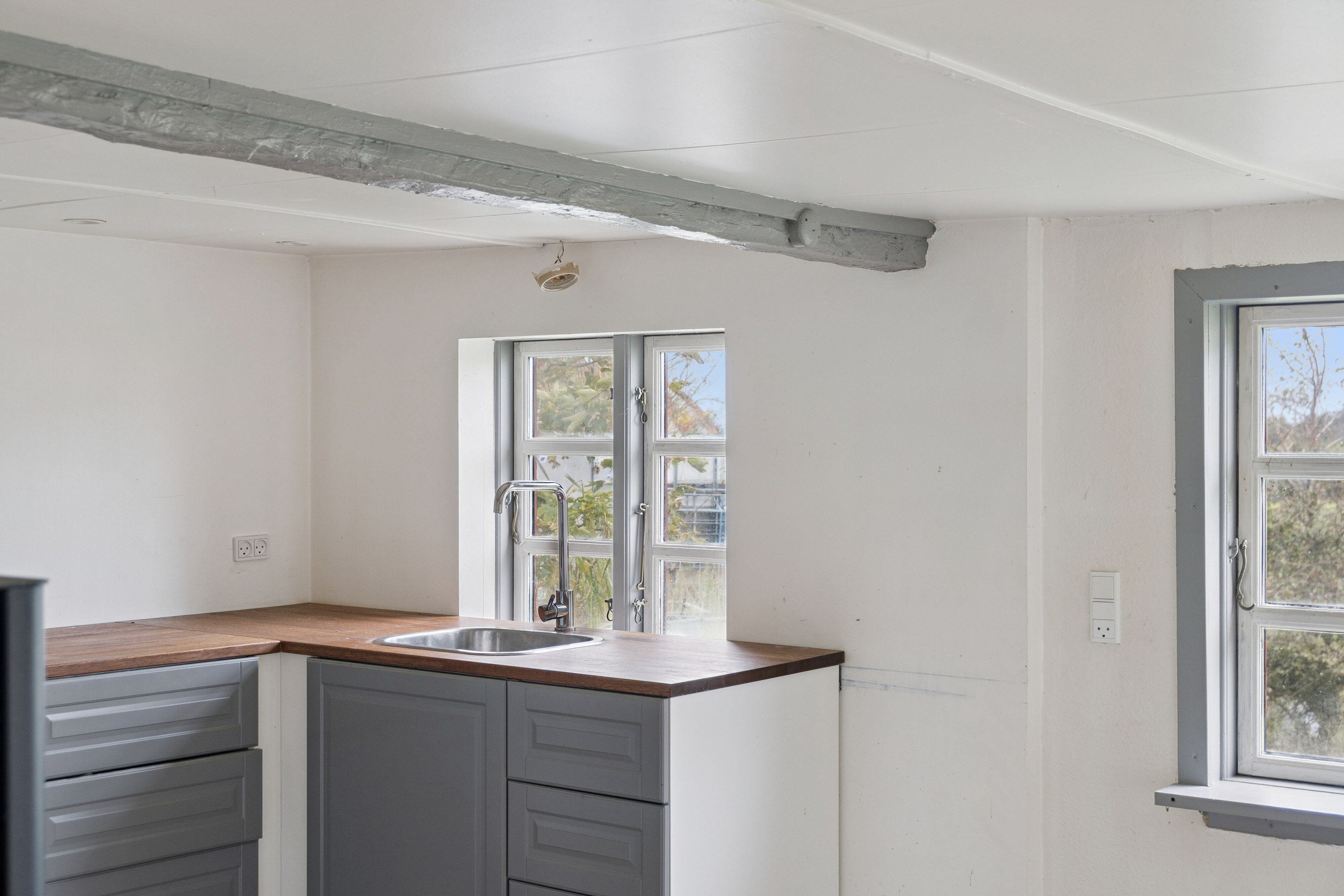 Fremhævet køkken billede i fuldskærmstilstand. Billede af Nostrupvej 18, 4400 Kalundborg