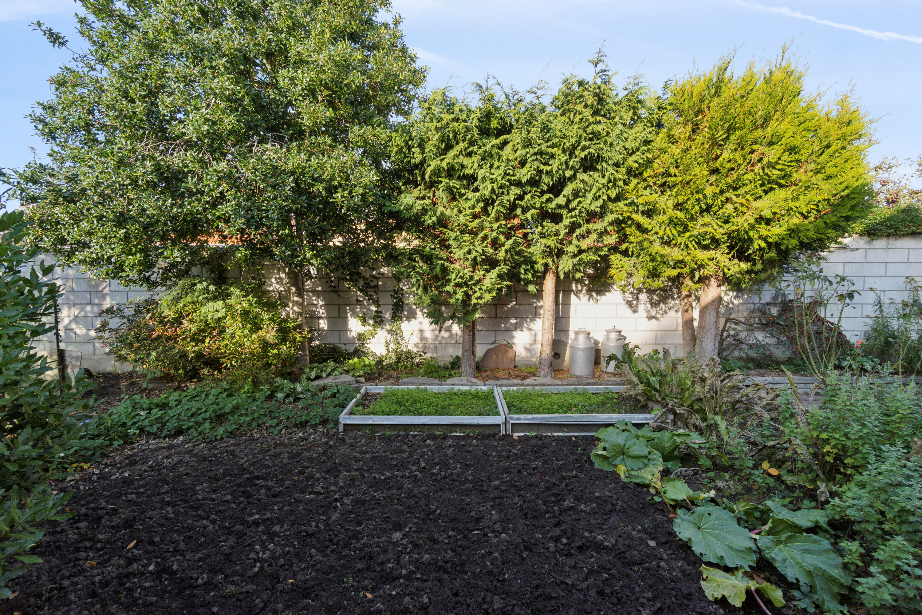 Fremhævet udendørs billede i fuldskærmstilstand. Billede af Pingels Alle 72, Rønne, 3700 Rønne