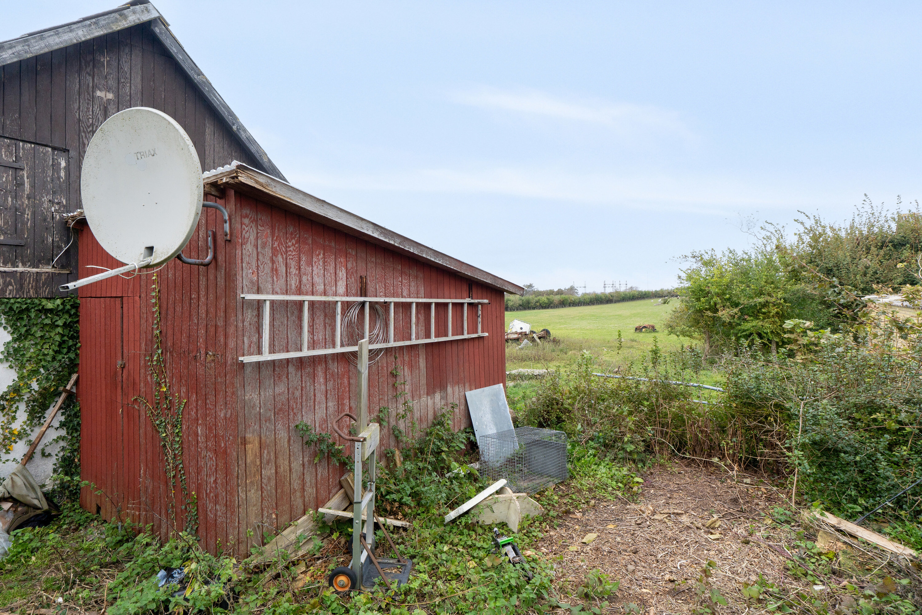Fremhævet udendørs billede i fuldskærmstilstand. Billede af Nostrupvej 18, 4400 Kalundborg