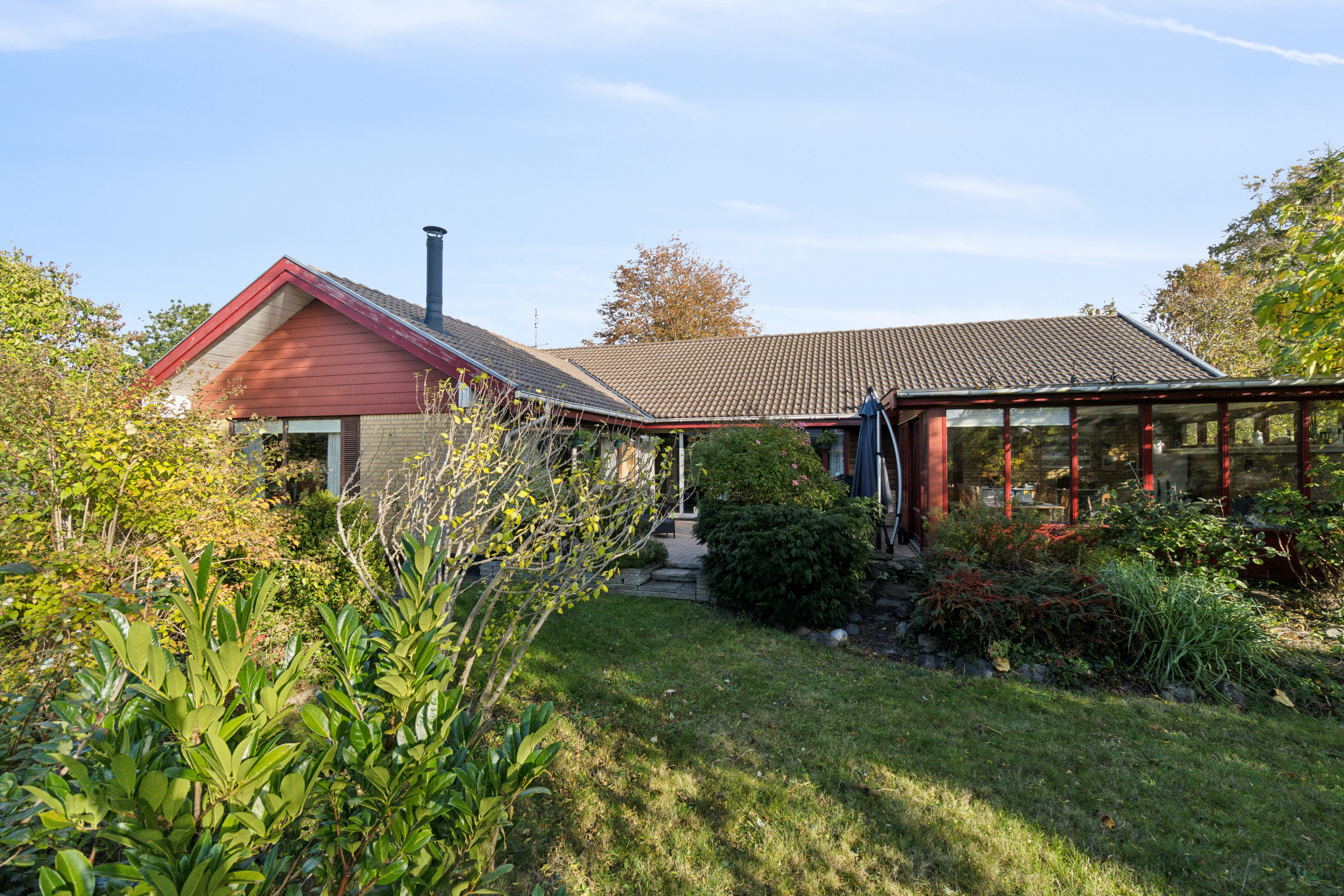 Fremhævet udendørs billede i fuldskærmstilstand. Billede af Pingels Alle 72, Rønne, 3700 Rønne