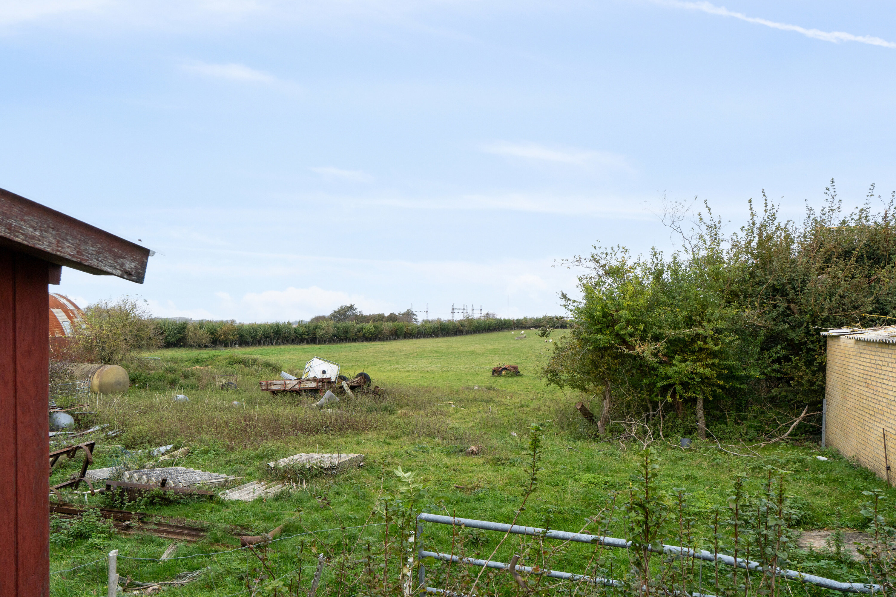 Fremhævet udendørs billede i fuldskærmstilstand. Billede af Nostrupvej 18, 4400 Kalundborg