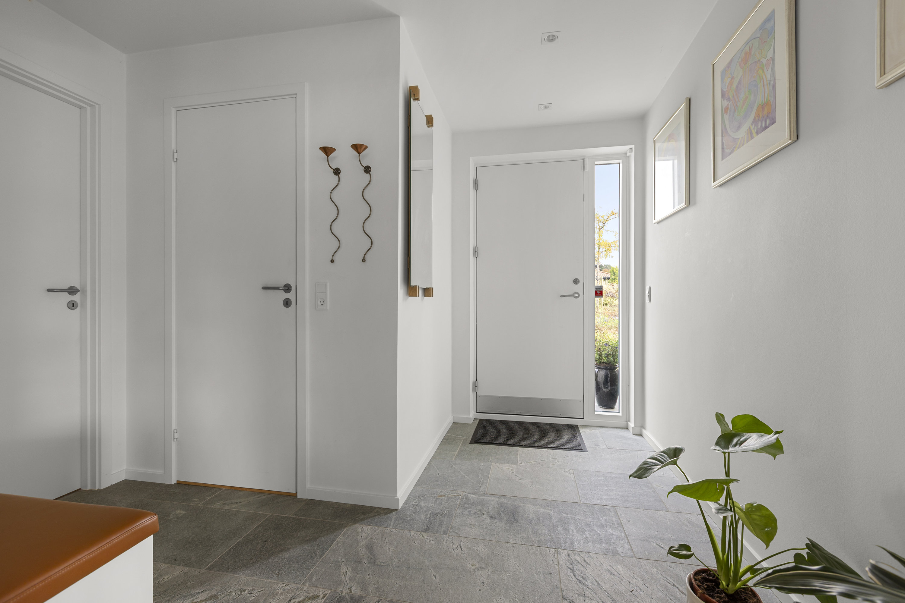 Fremhævet entré billede i fuldskærmstilstand. Billede af Peter Damsvej 29, 4180 Sorø