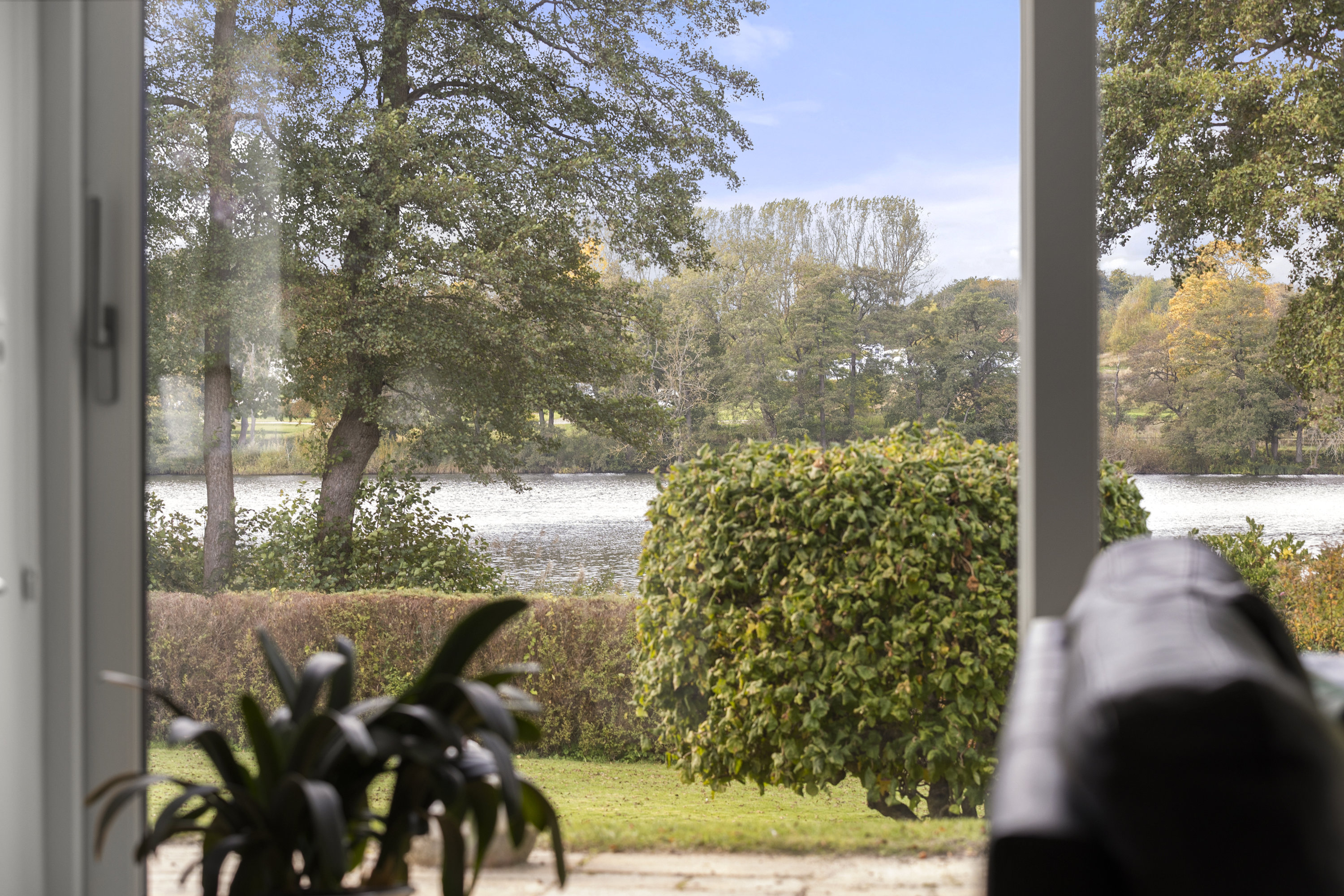 Fremhævet stue billede i fuldskærmstilstand. Billede af Peter Damsvej 29, 4180 Sorø