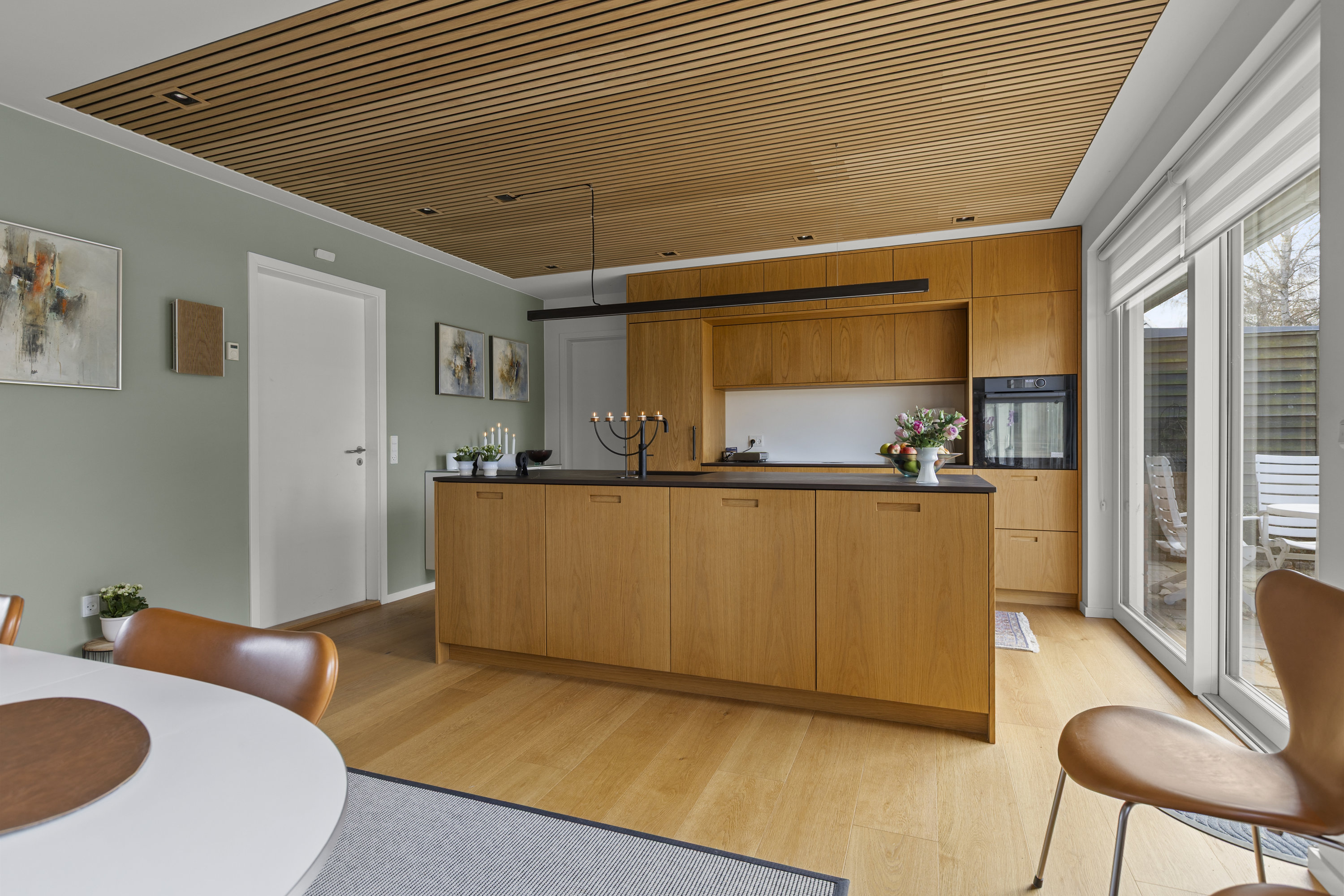 Fremhævet køkken billede i fuldskærmstilstand. Billede af Peter Damsvej 29, 4180 Sorø