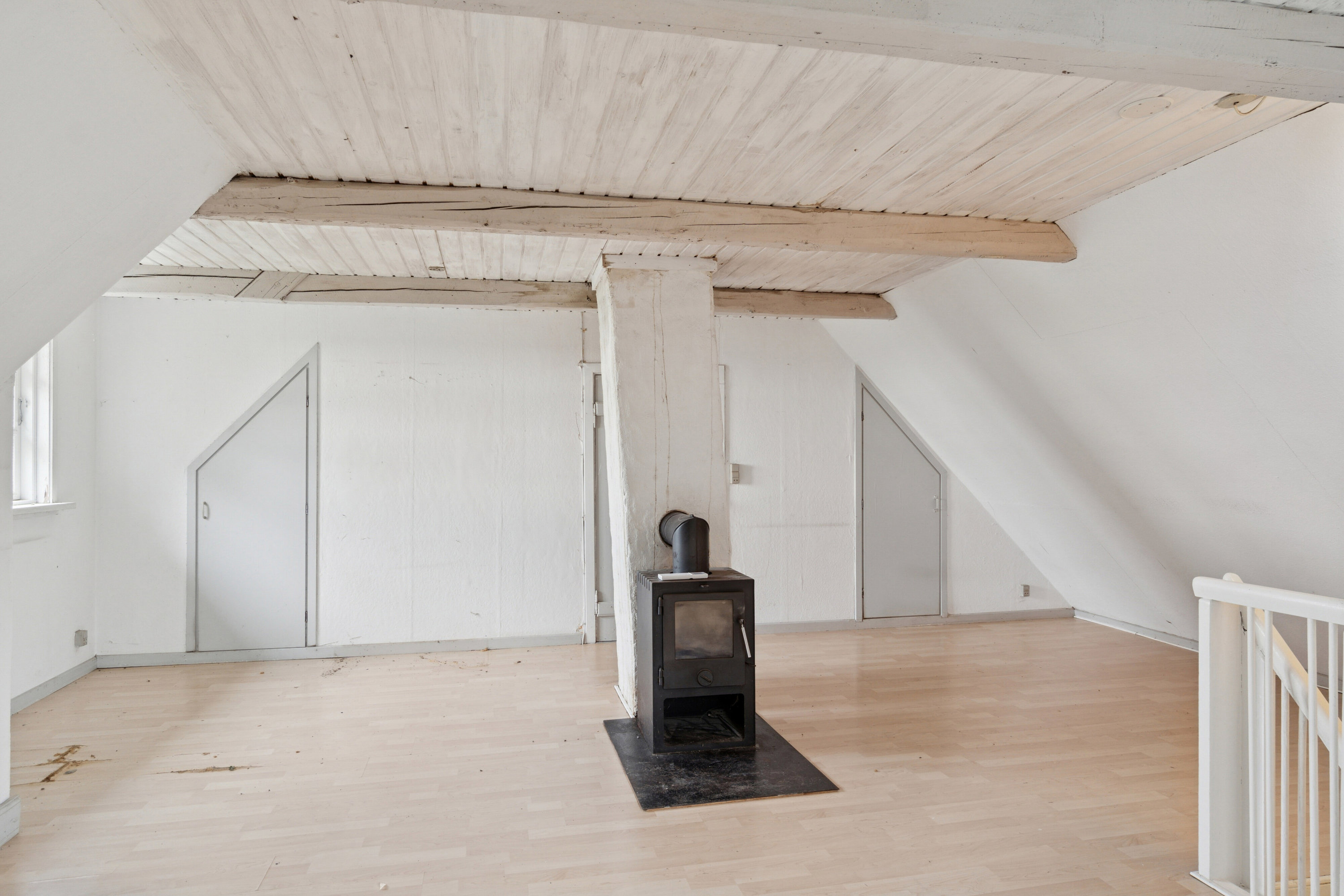 Fremhævet stue billede i fuldskærmstilstand. Billede af Sneslevvej 39, Sneslev, 4250 Fuglebjerg