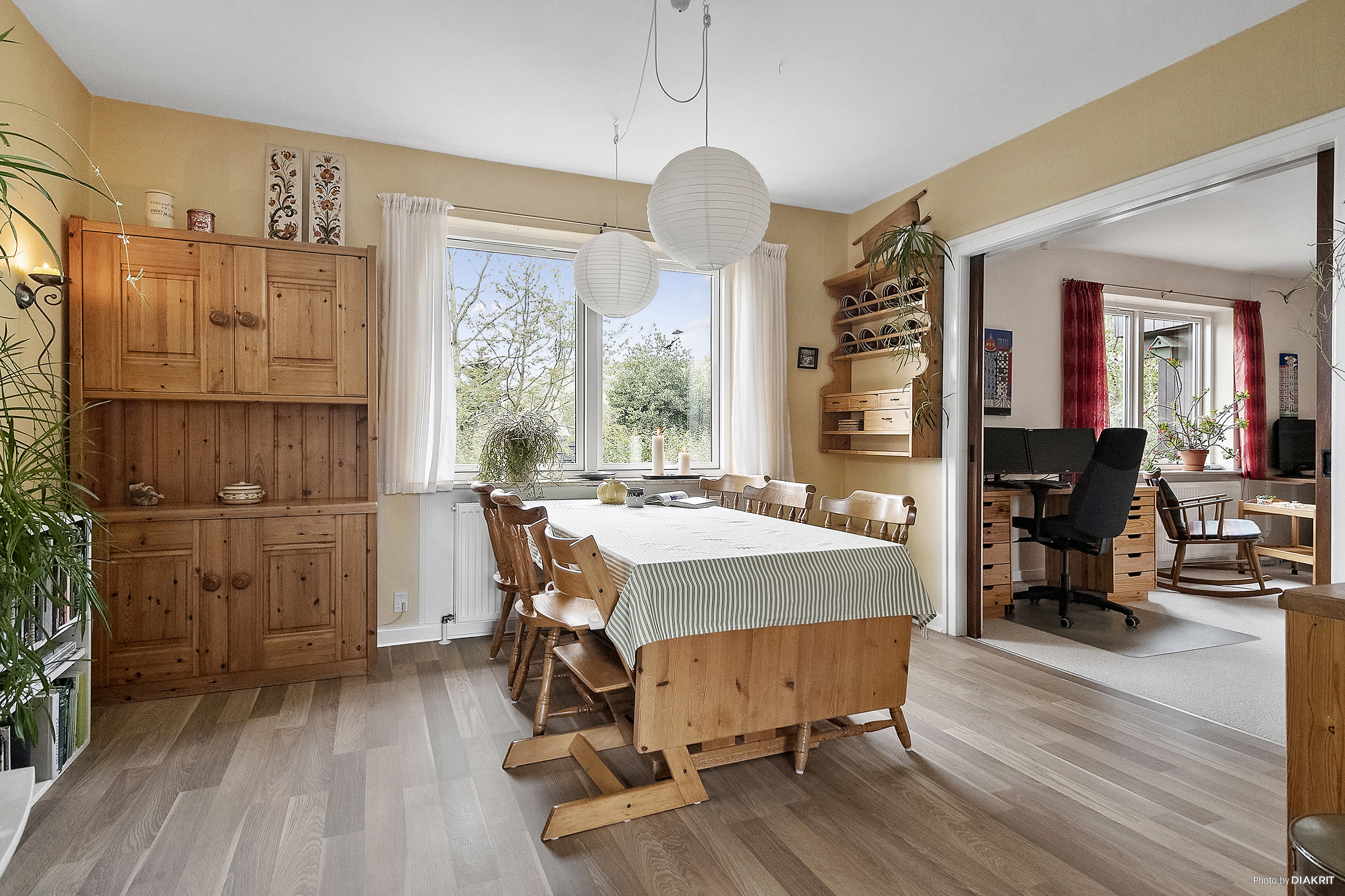 Fremhævet spisestue billede i fuldskærmstilstand. Billede af Gersdorffsgade 17, 8300 Odder