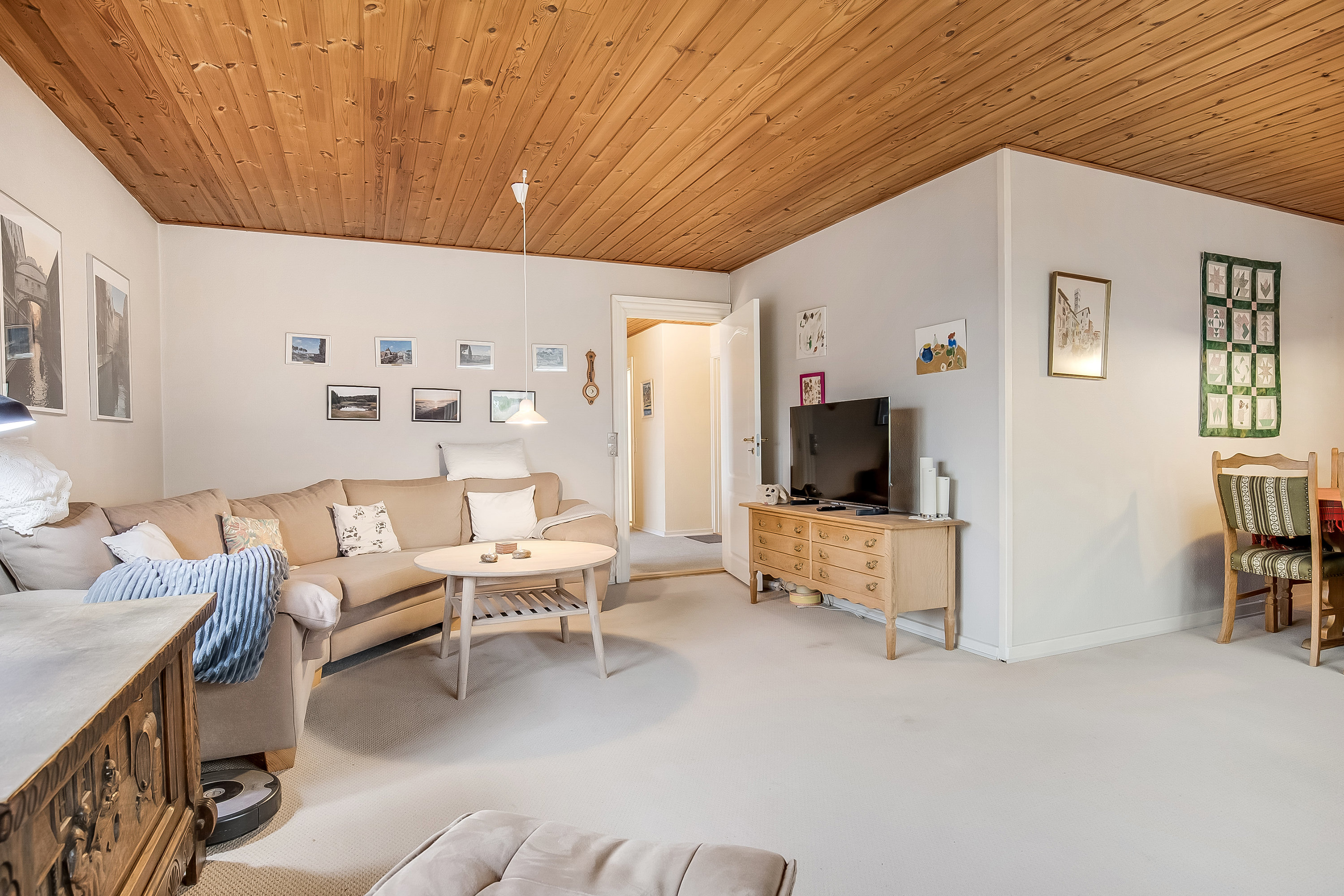 Fremhævet stue billede i fuldskærmstilstand. Billede af Donsvej 29, Vester Nebel, 6040 Egtved