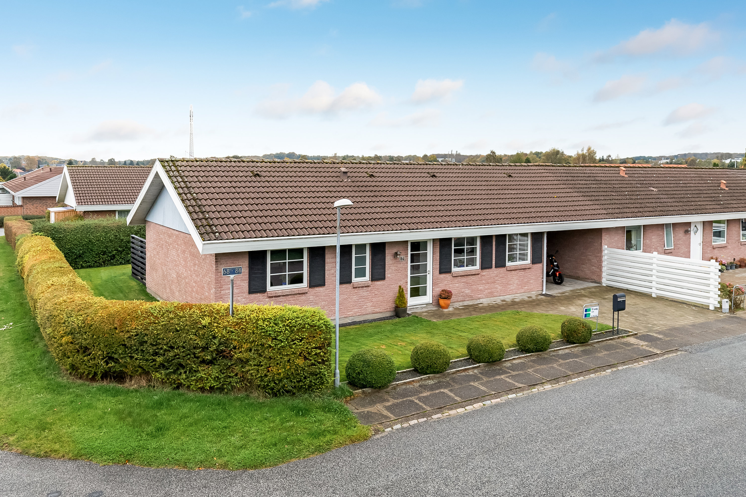 Fremhævet mastefoto billede i fuldskærmstilstand. Billede af Prangerager 84, Bredballe, 7120 Vejle Øst