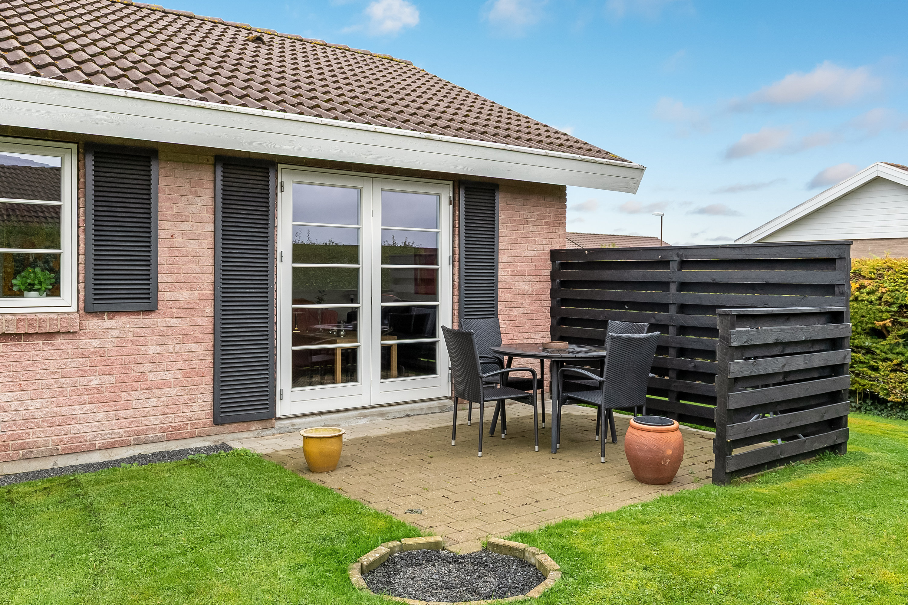 Fremhævet terrasse billede i fuldskærmstilstand. Billede af Prangerager 84, Bredballe, 7120 Vejle Øst