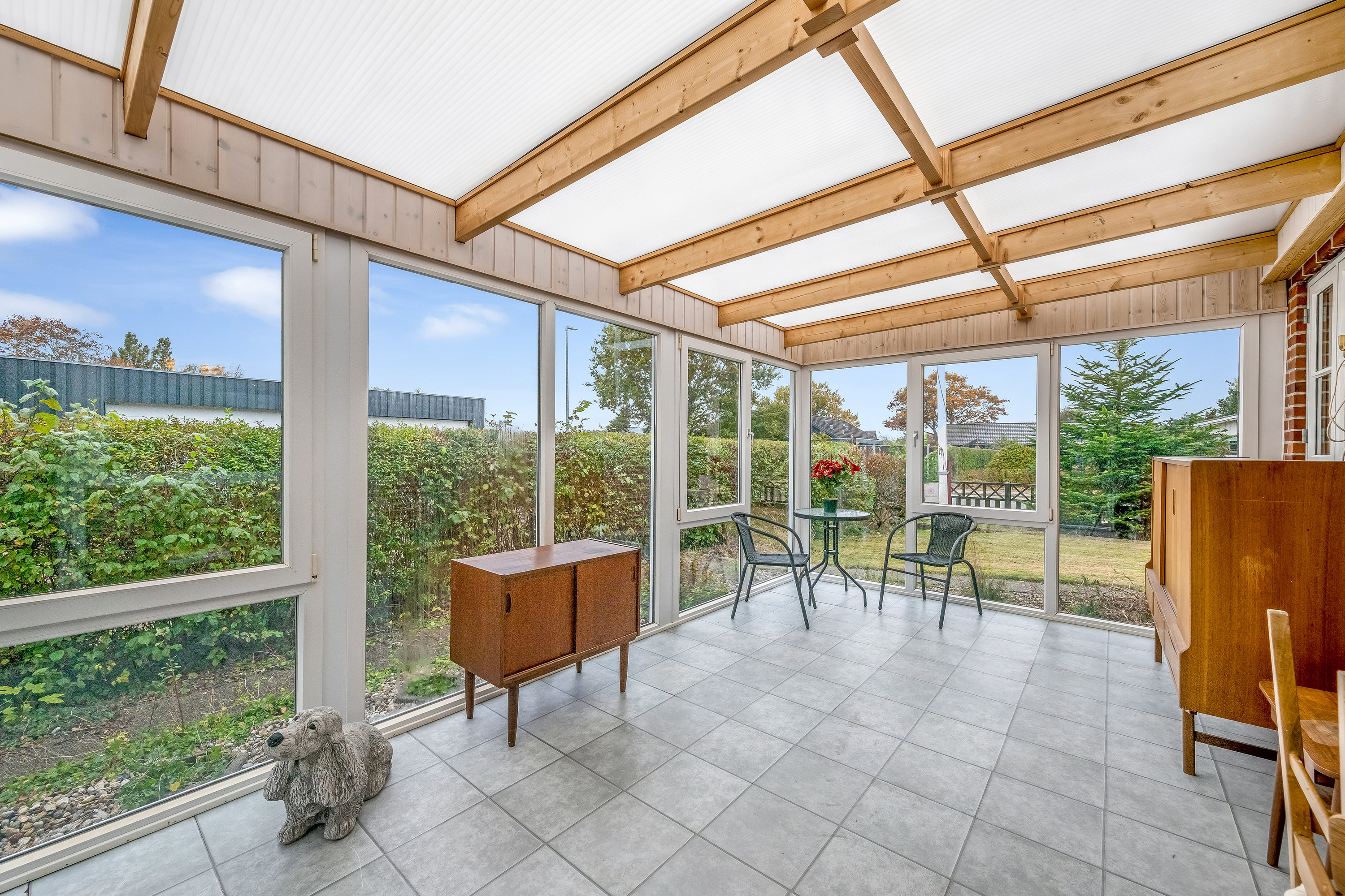 Fremhævet udestue billede i fuldskærmstilstand. Billede af Tjørnevej 17, 6880 Tarm