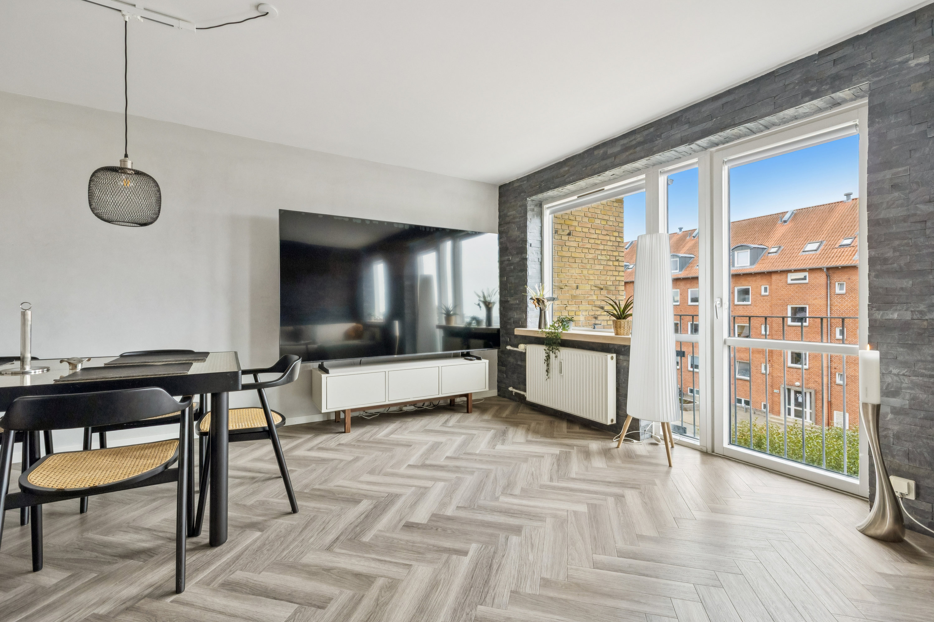 Fremhævet  billede i fuldskærmstilstand. Billede af Snerlevej 23, 2. tv., 8930 Randers NØ