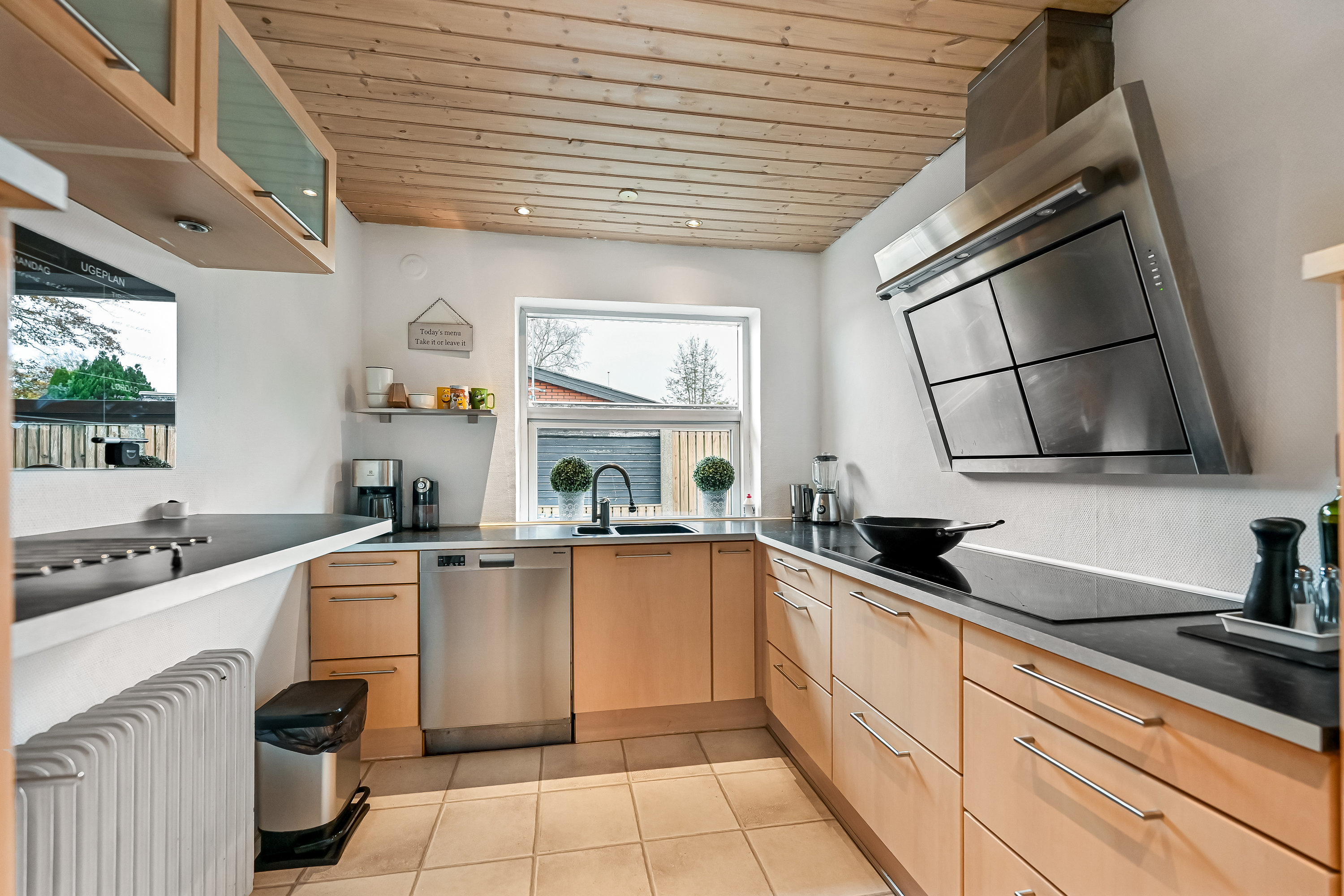 Miniaturebillede 1: køkken. Billede af Nyvangsvej 14, Lind, 7400 Herning