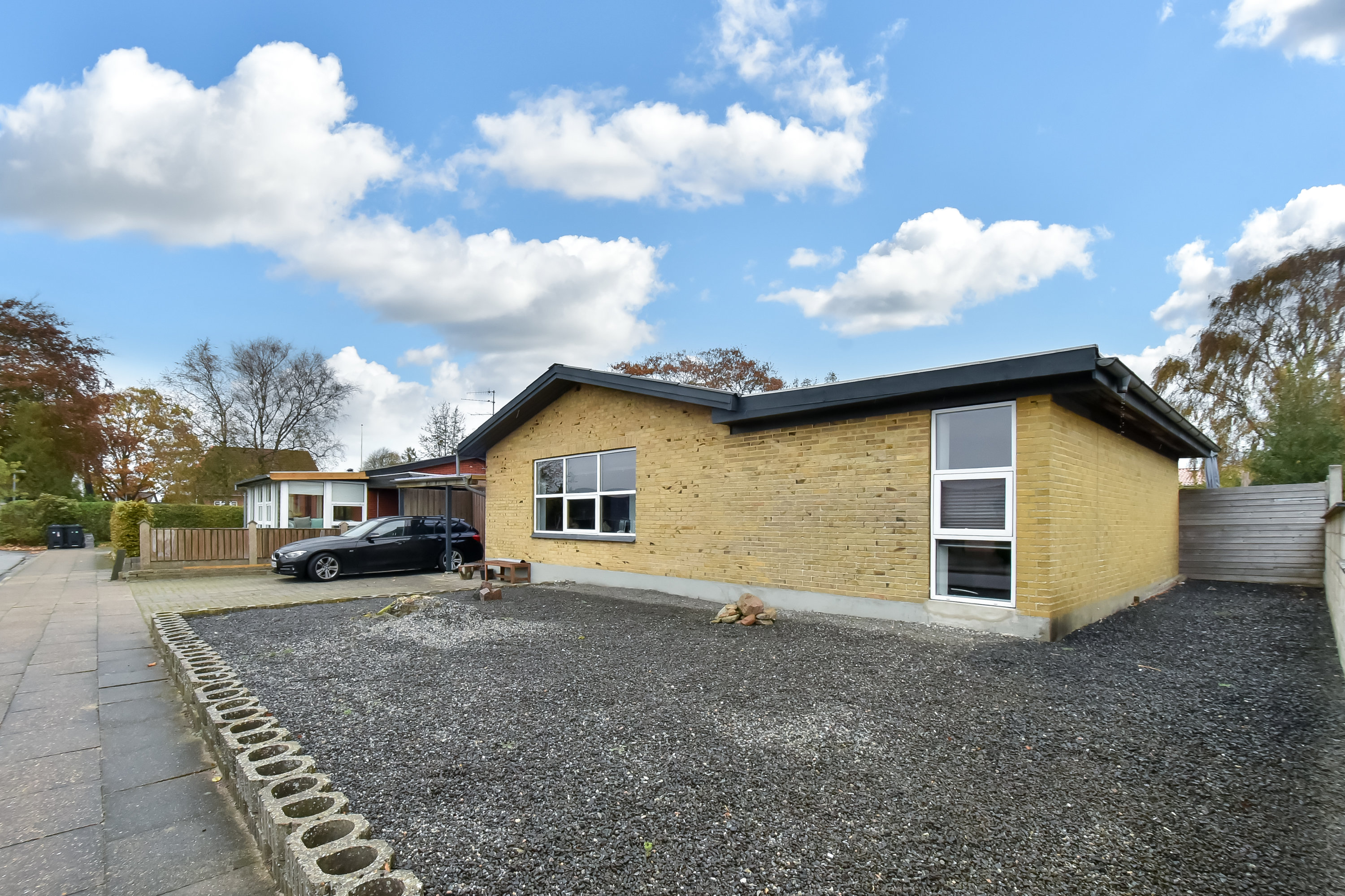 Fremhævet ejendommen billede i fuldskærmstilstand. Billede af Nyvangsvej 14, Lind, 7400 Herning