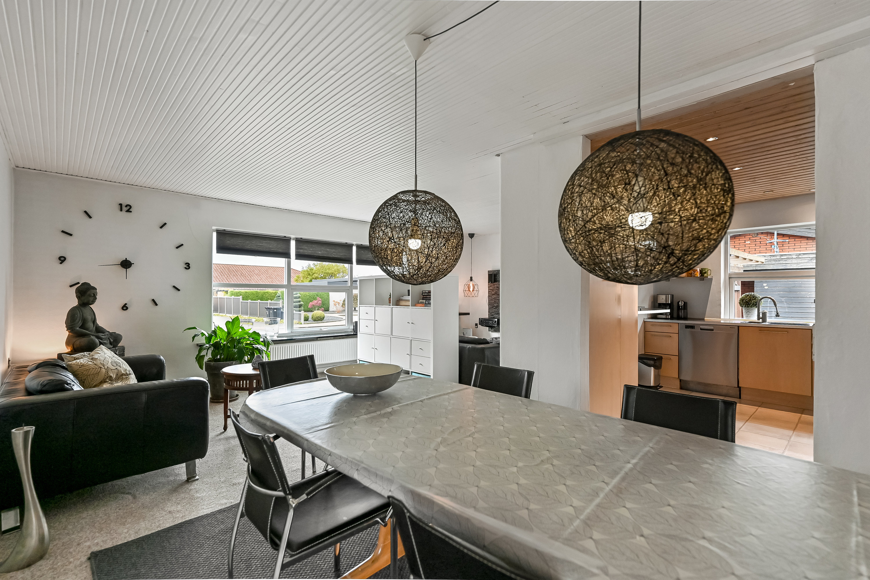 Fremhævet stue billede i fuldskærmstilstand. Billede af Nyvangsvej 14, Lind, 7400 Herning