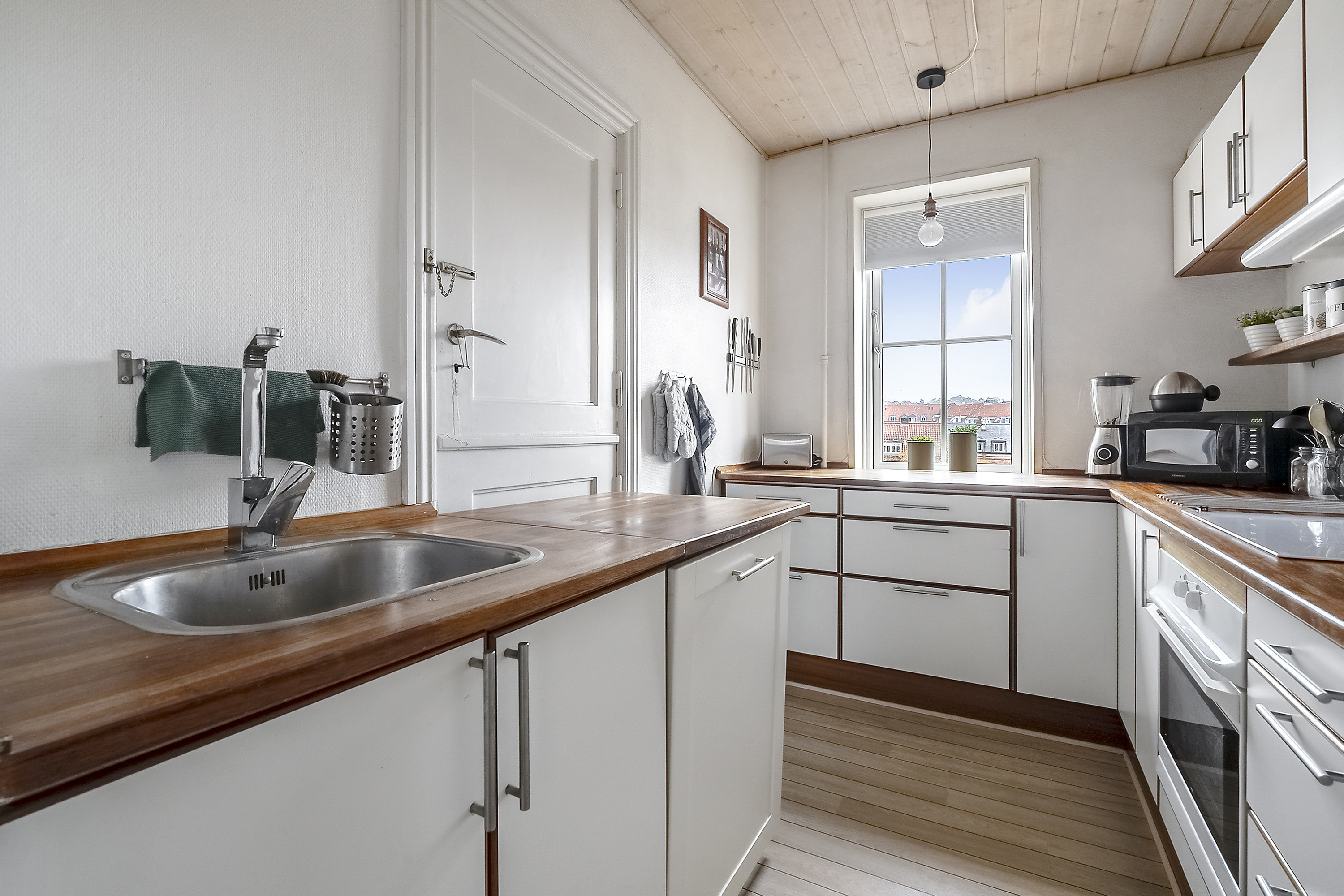 Fremhævet køkken billede i fuldskærmstilstand. Billede af Emil Møllers Gade 18, 3. th., 8700 Horsens