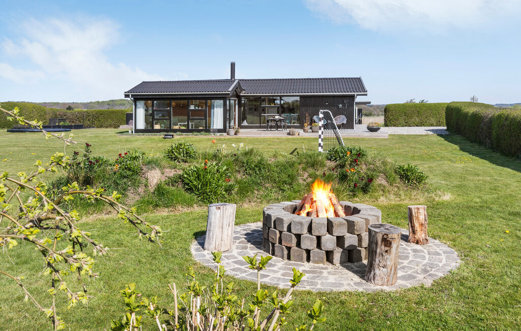 Fremhævet  billede i fuldskærmstilstand. Billede af Fuldriggerstien 8, Dråby, 8400 Ebeltoft